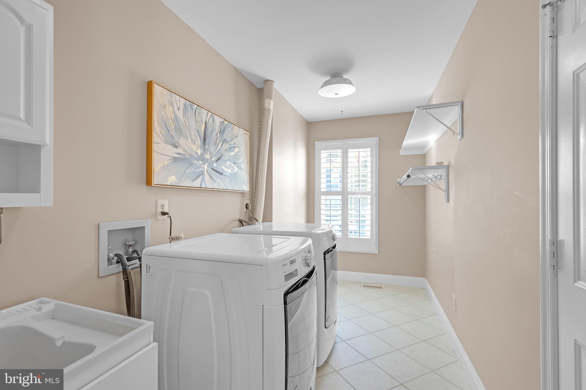 CROSSPOINTE - Residential