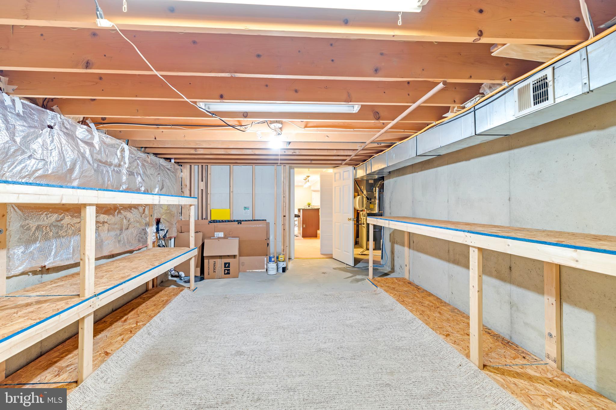 CROSSPOINTE - Residential