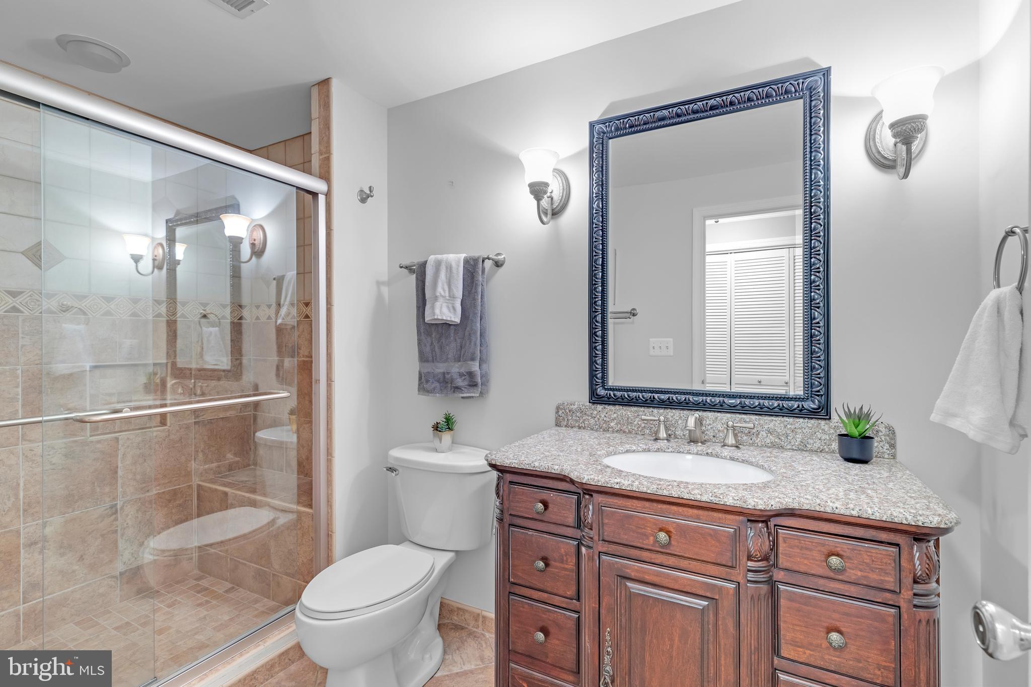 CROSSPOINTE - Residential