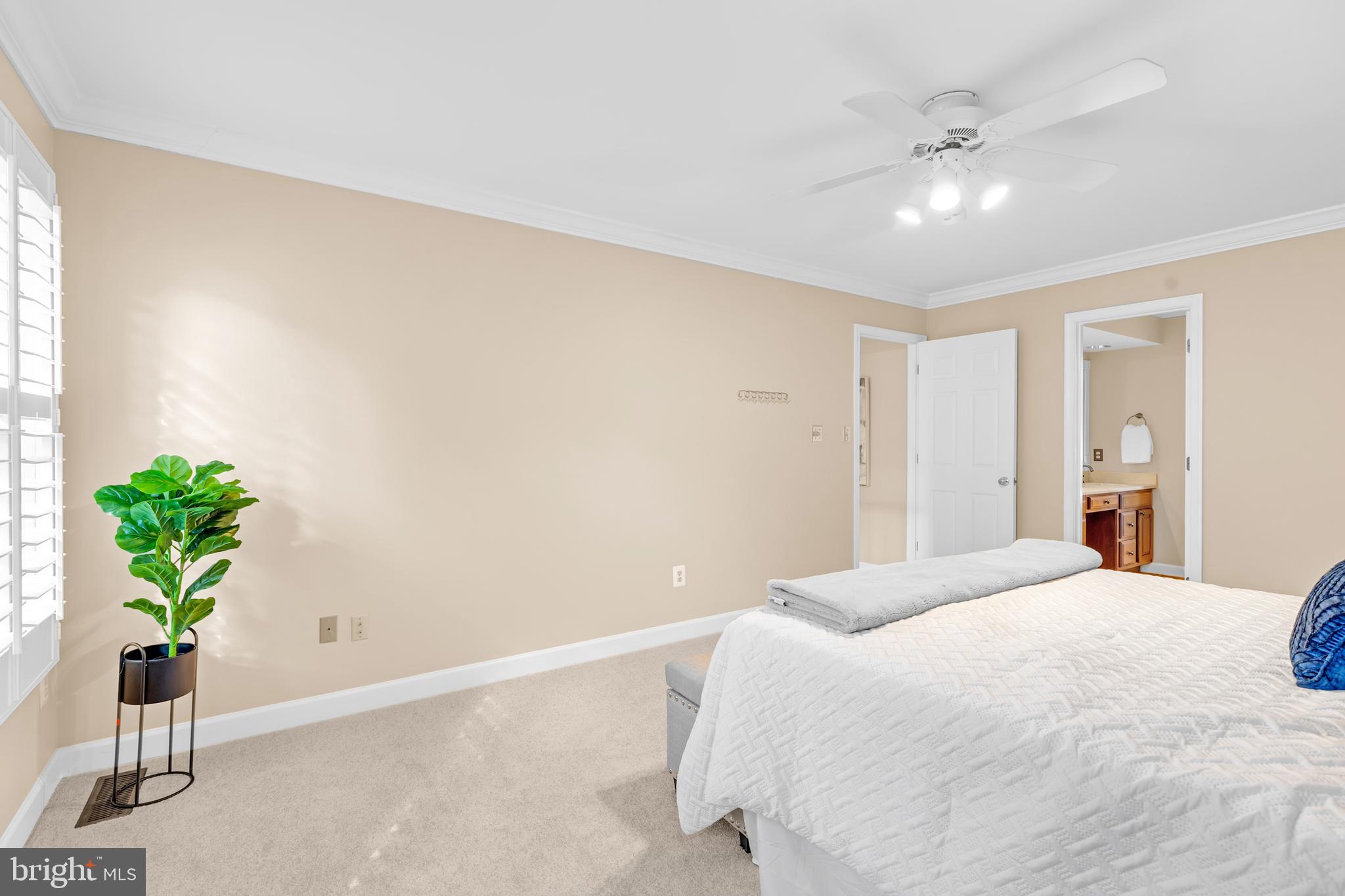 CROSSPOINTE - Residential