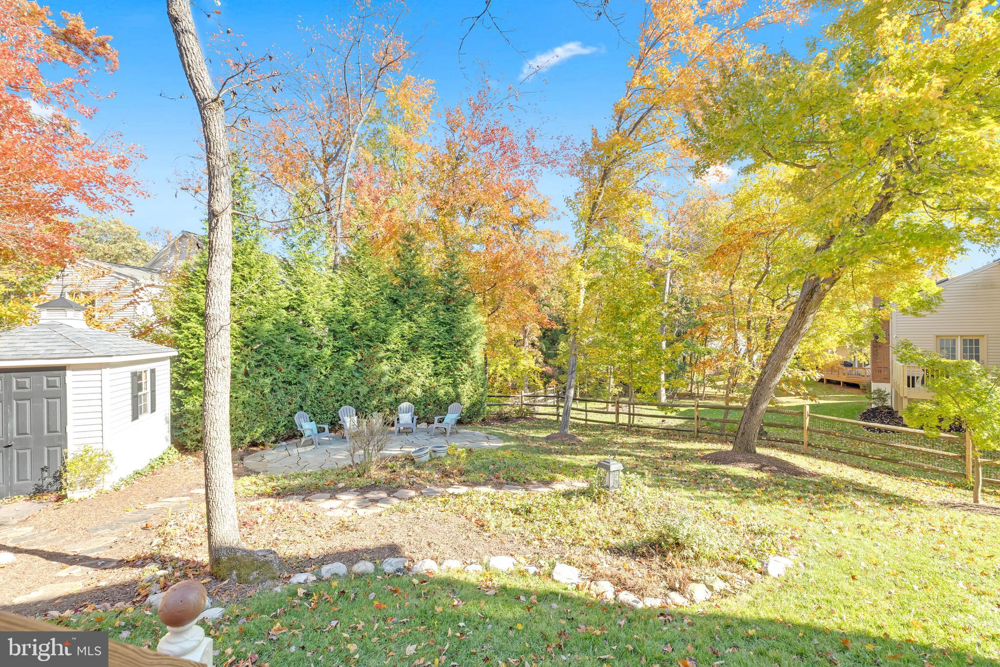 CROSSPOINTE - Residential