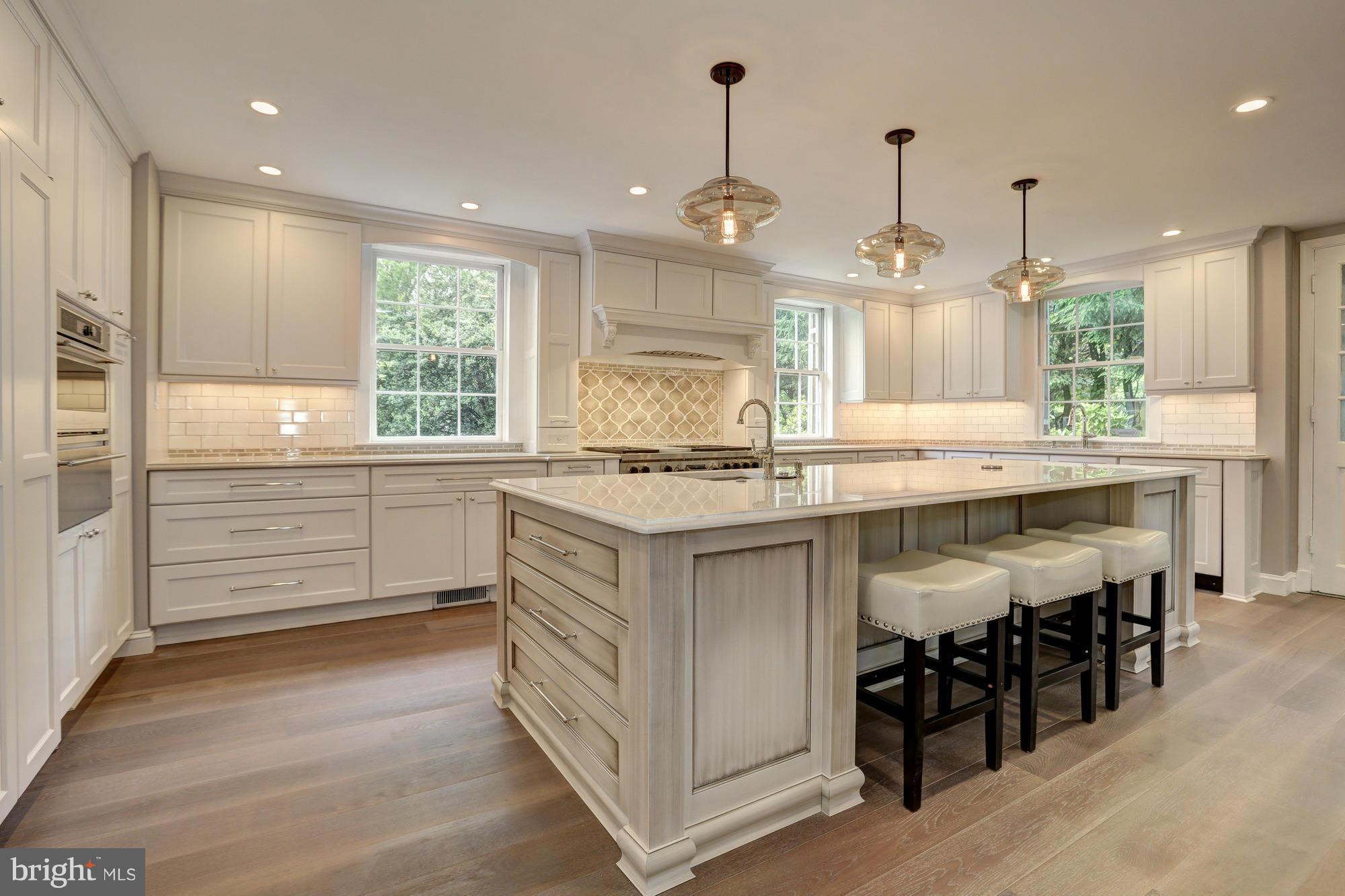 SPRING VALLEY - Residential