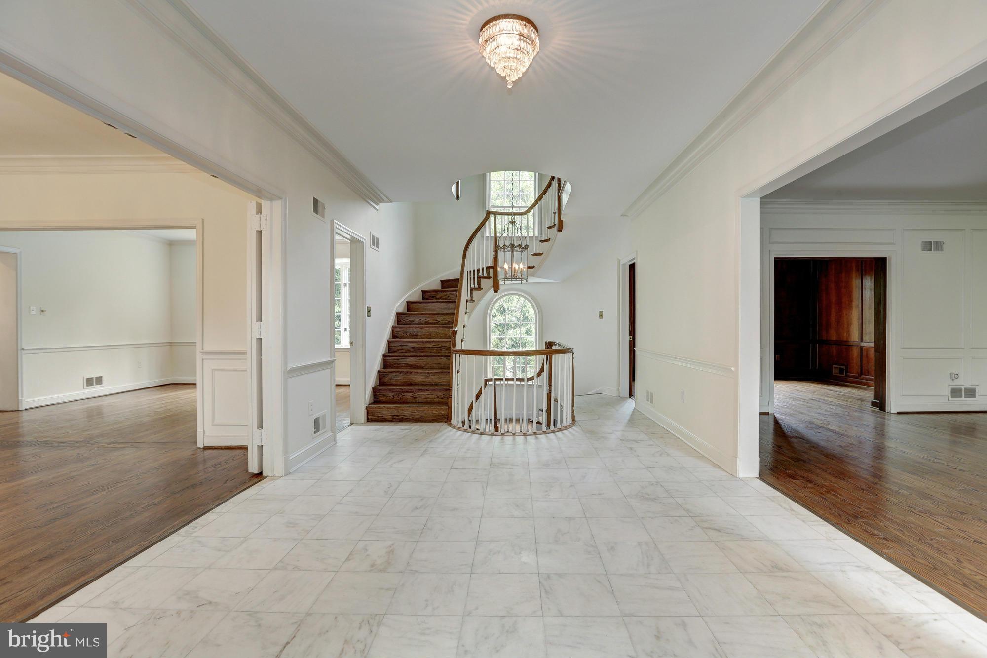 SPRING VALLEY - Residential