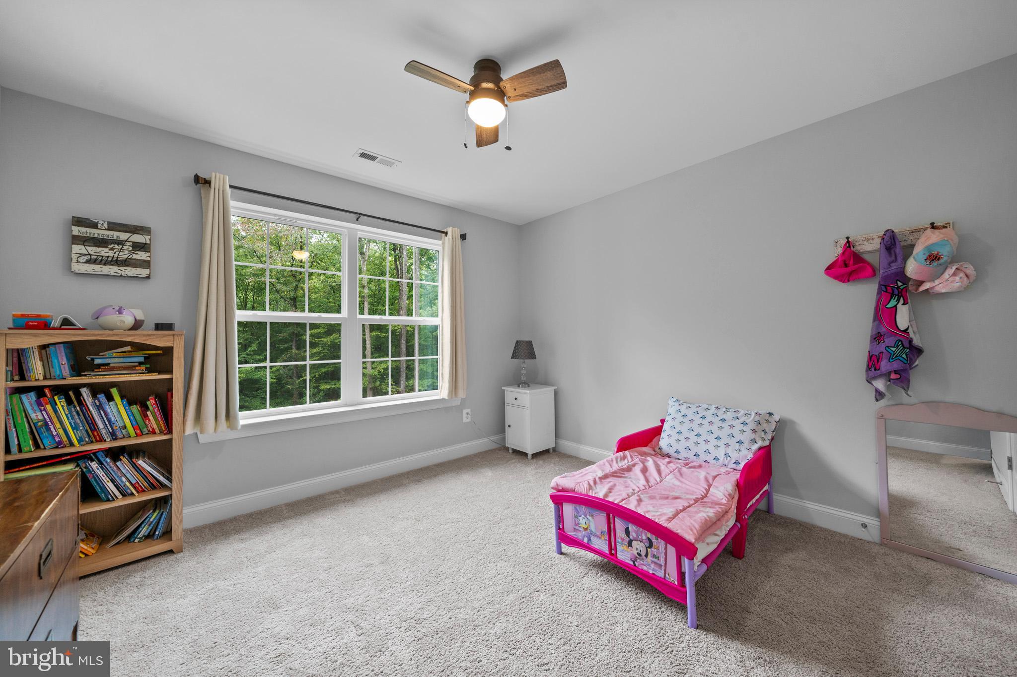 OAKLAND HALL - Residential