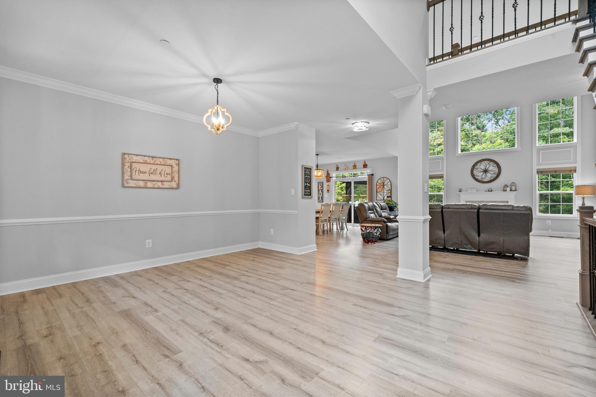 OAKLAND HALL - Residential