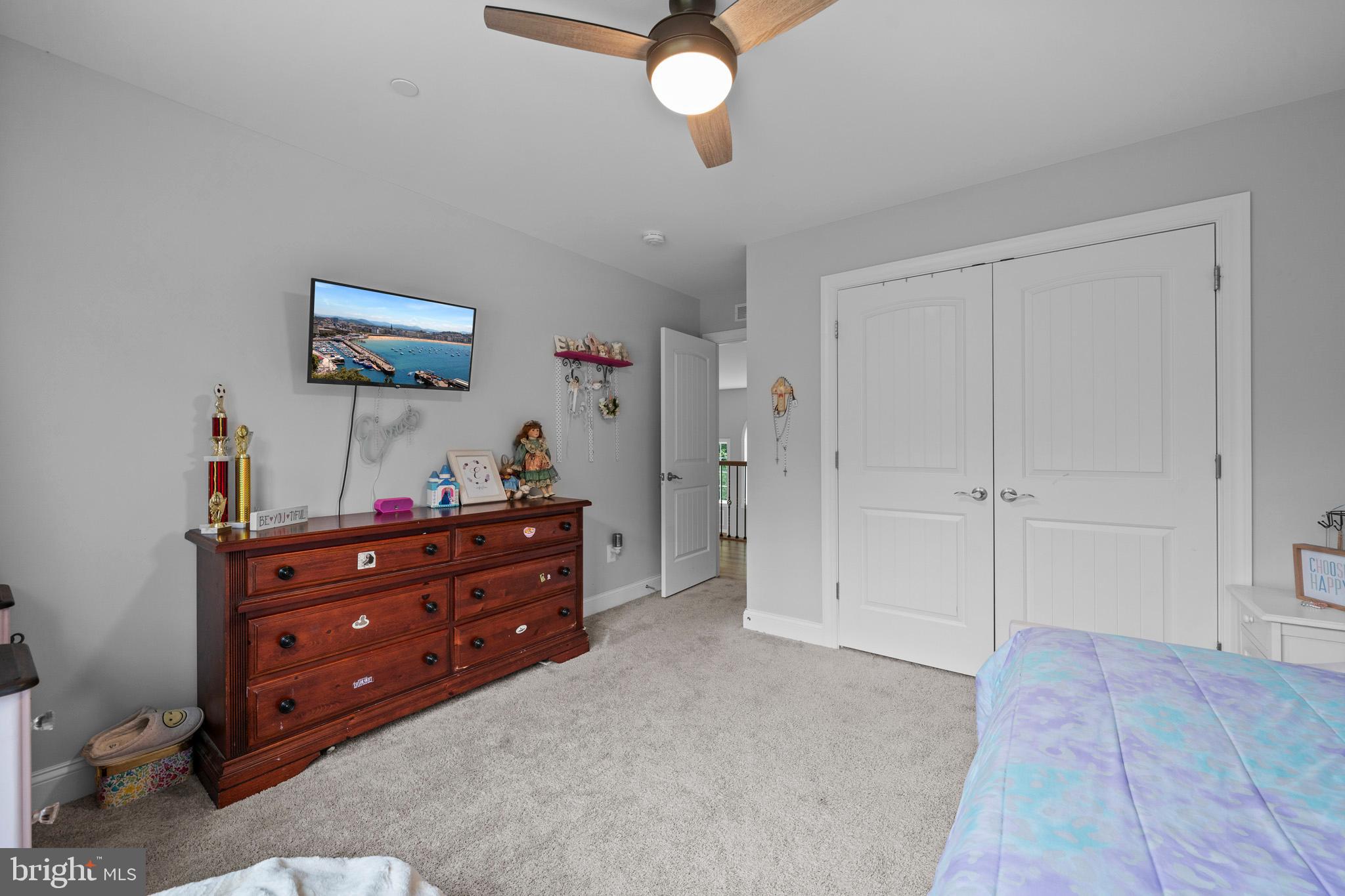 OAKLAND HALL - Residential