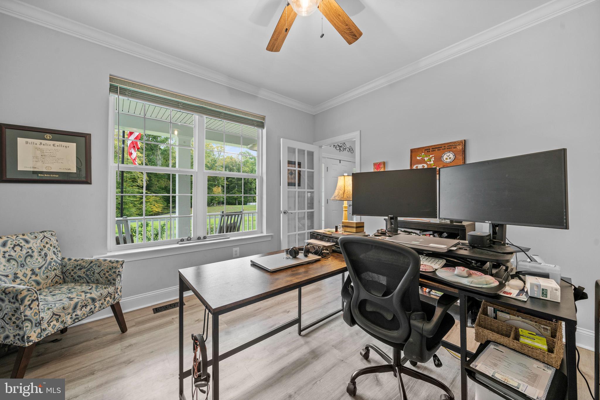 OAKLAND HALL - Residential