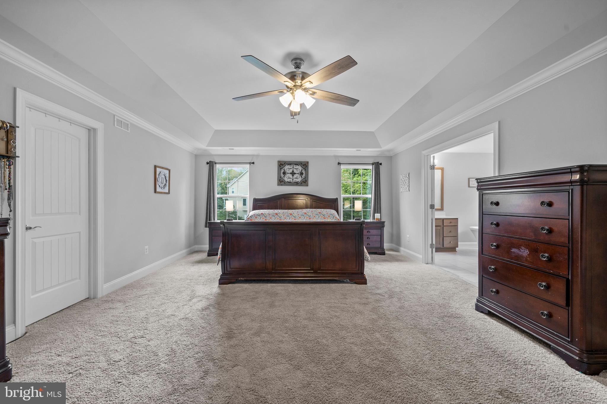 OAKLAND HALL - Residential