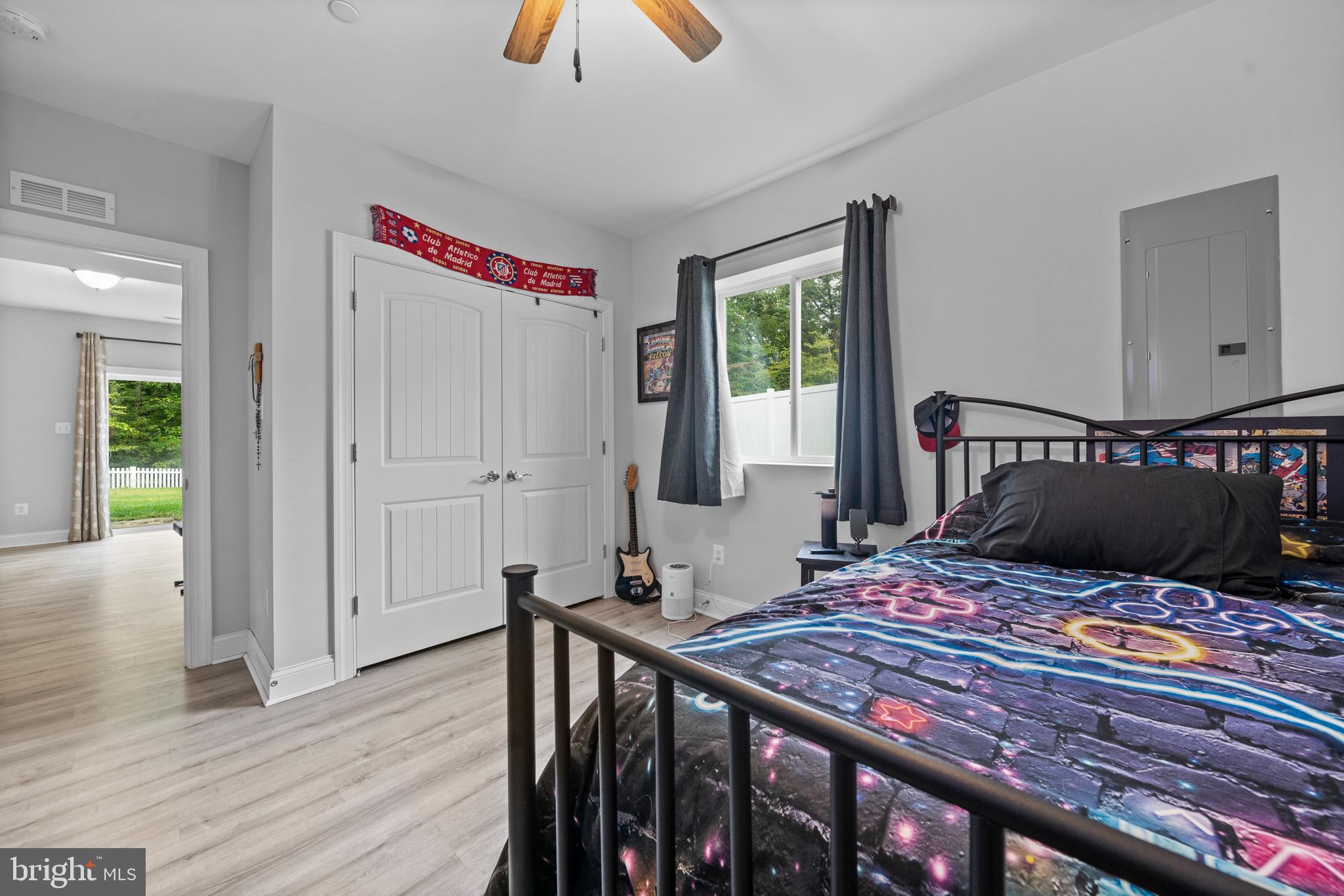 OAKLAND HALL - Residential