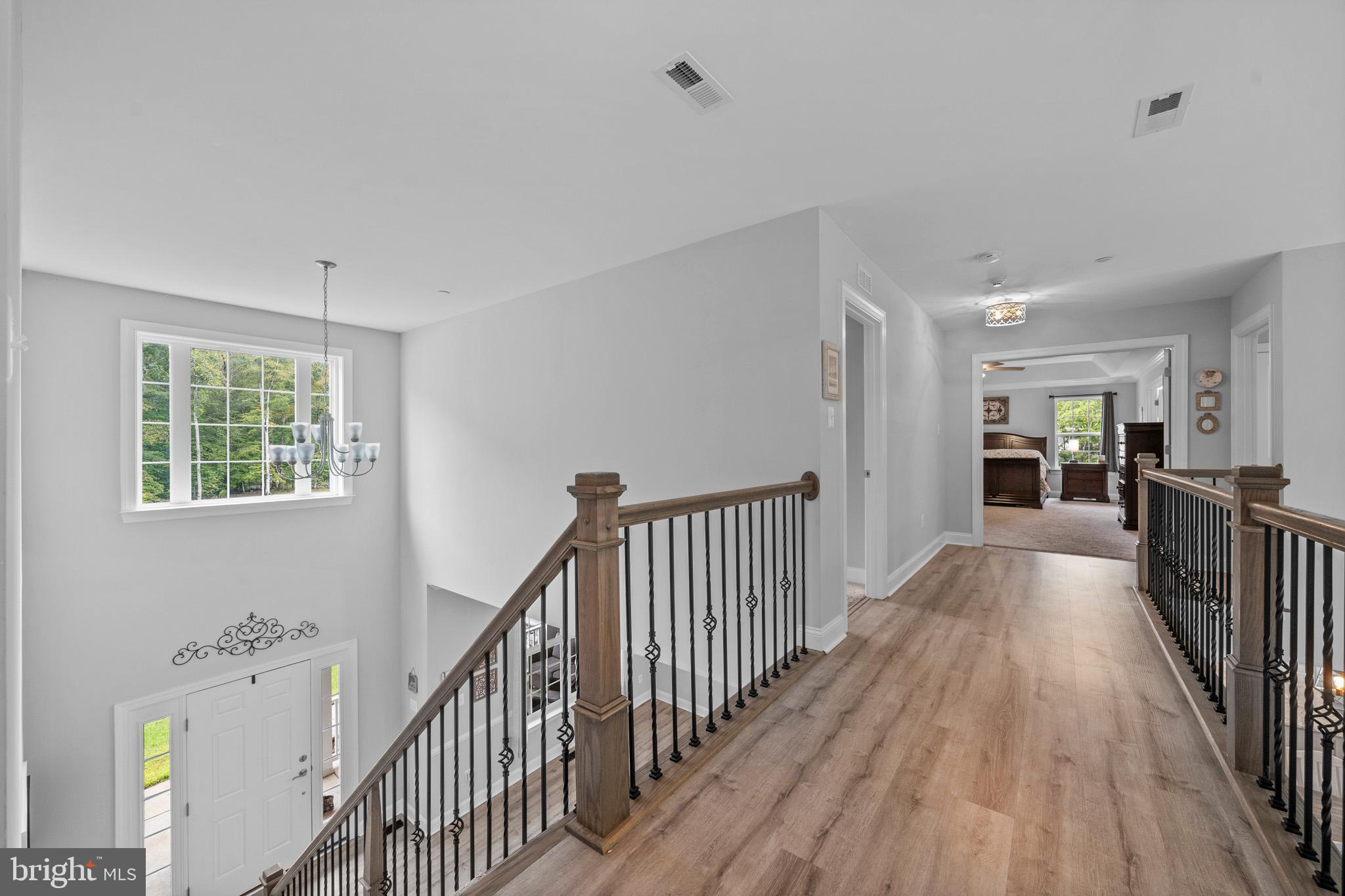 OAKLAND HALL - Residential