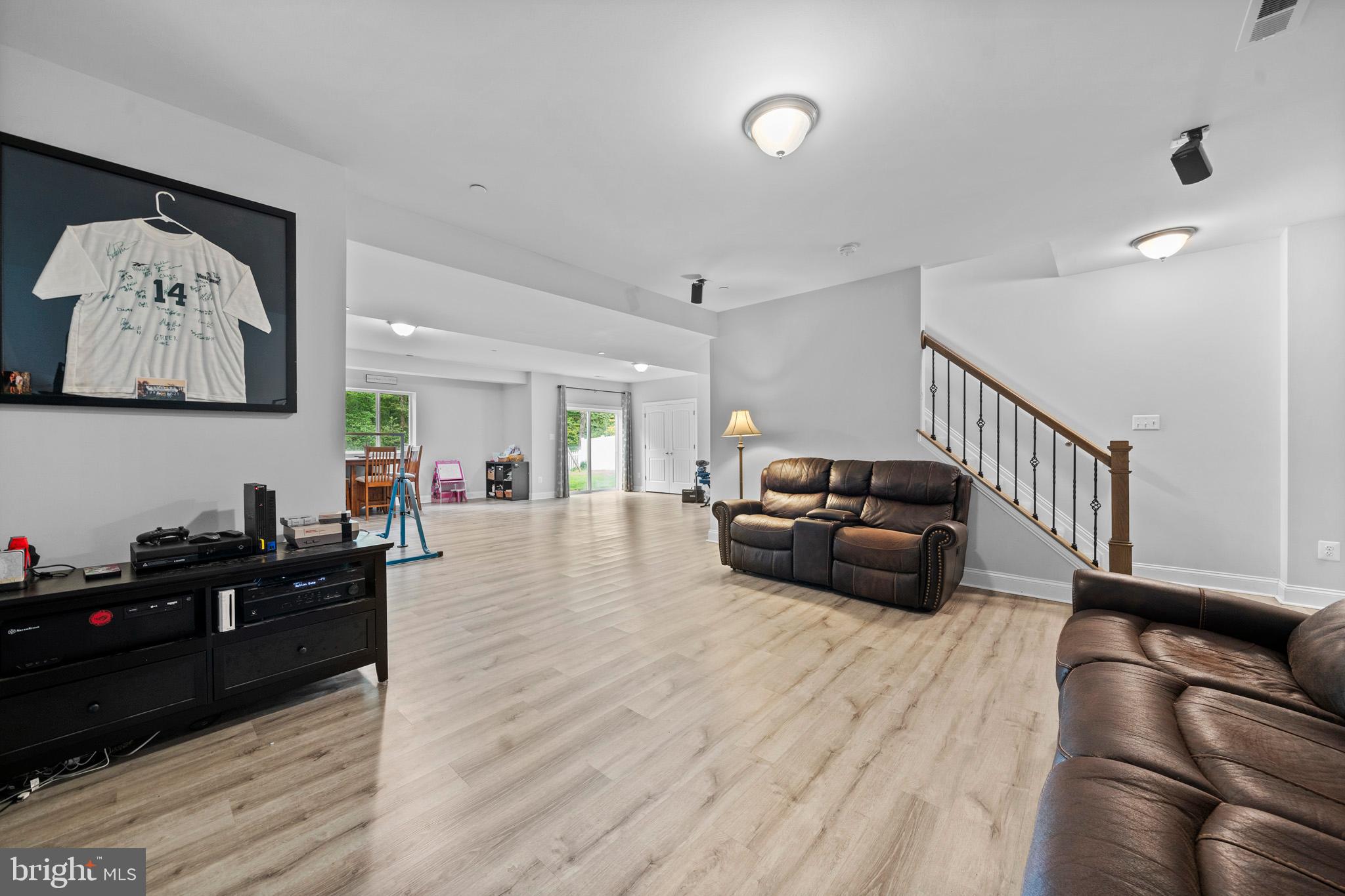 OAKLAND HALL - Residential