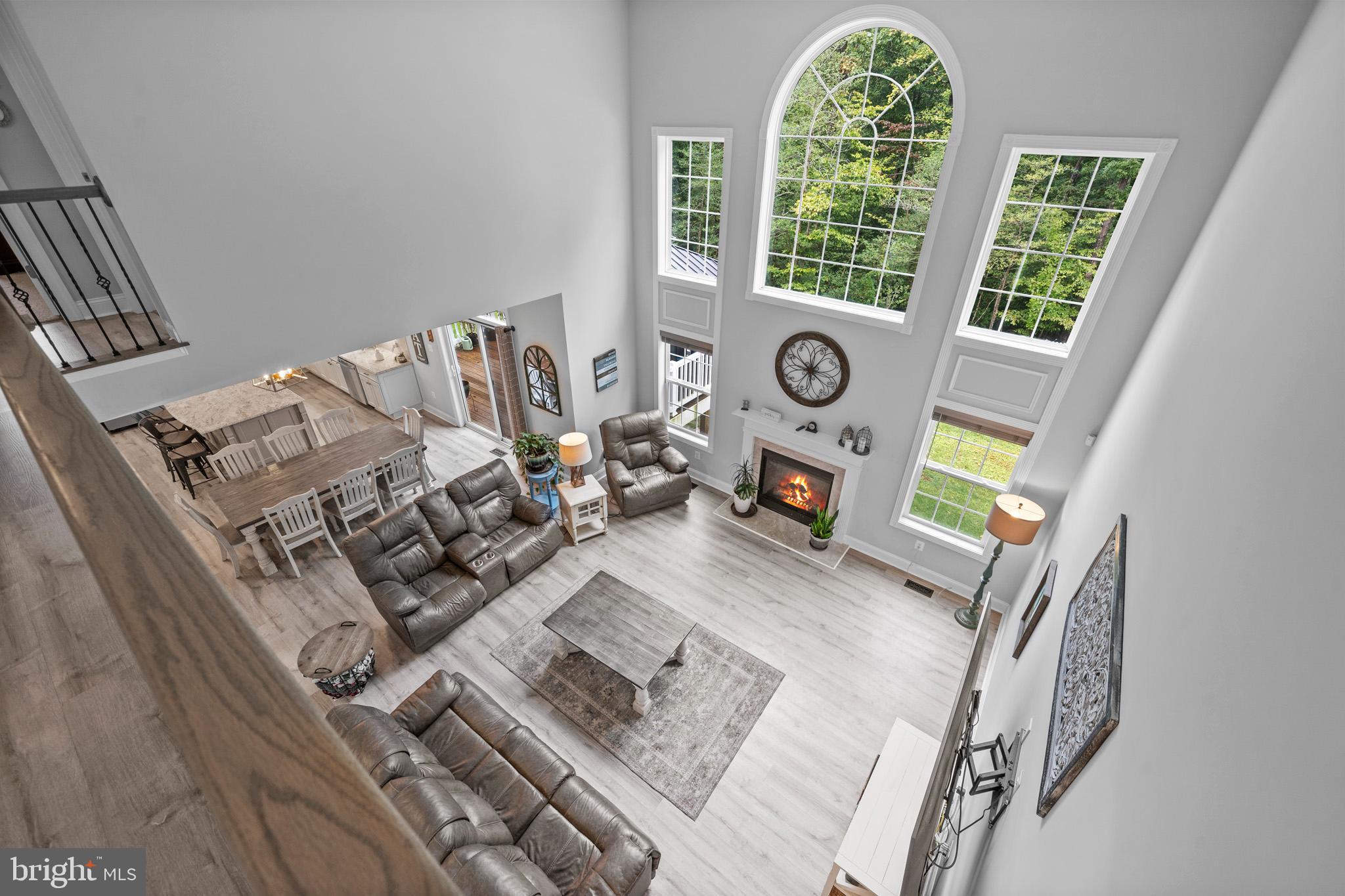 OAKLAND HALL - Residential