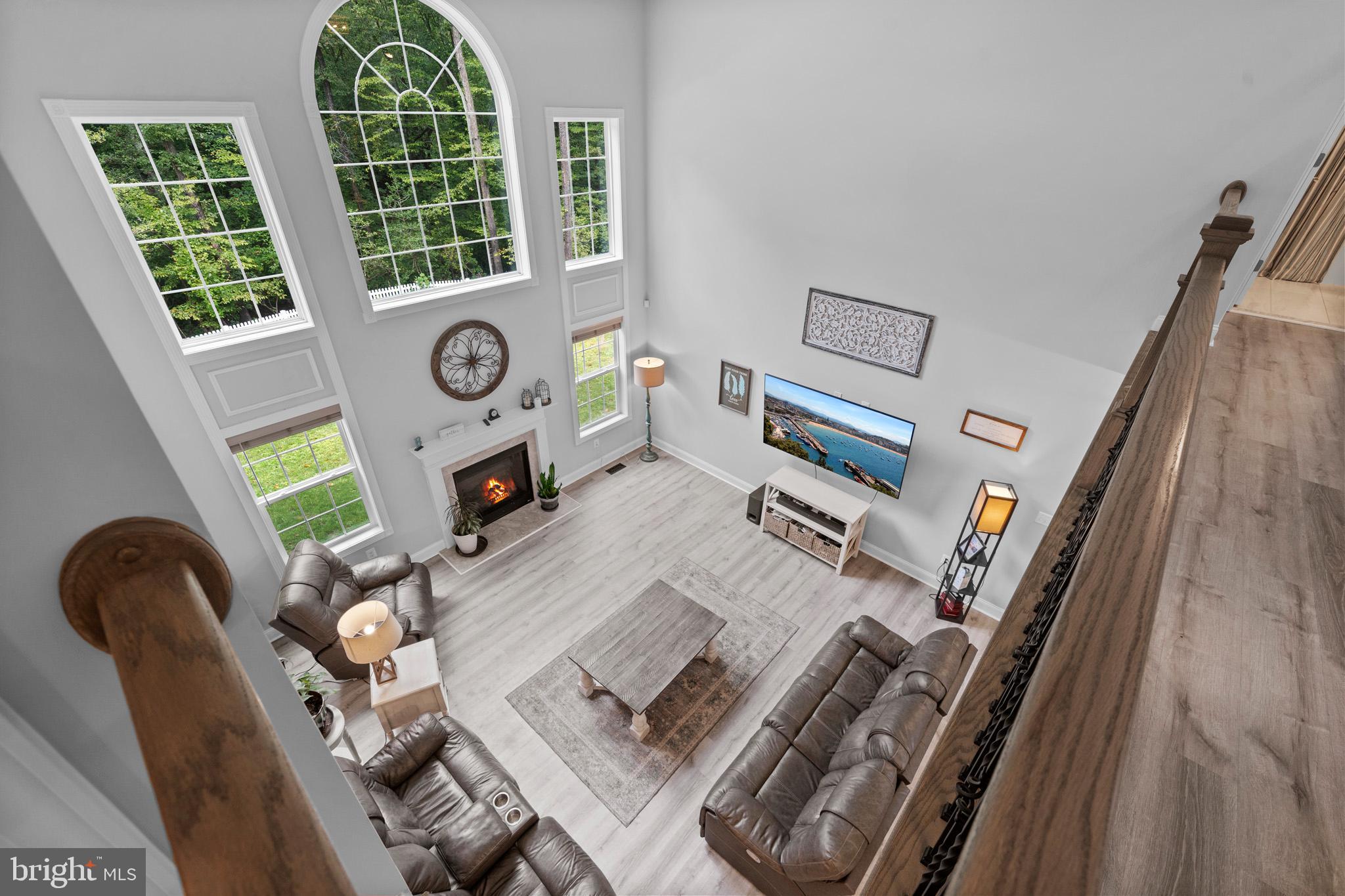 OAKLAND HALL - Residential