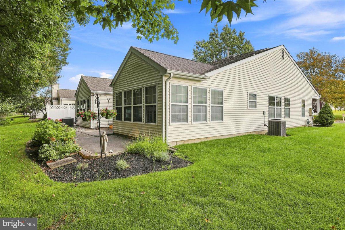 44 PEPPERGRASS DRIVE N
