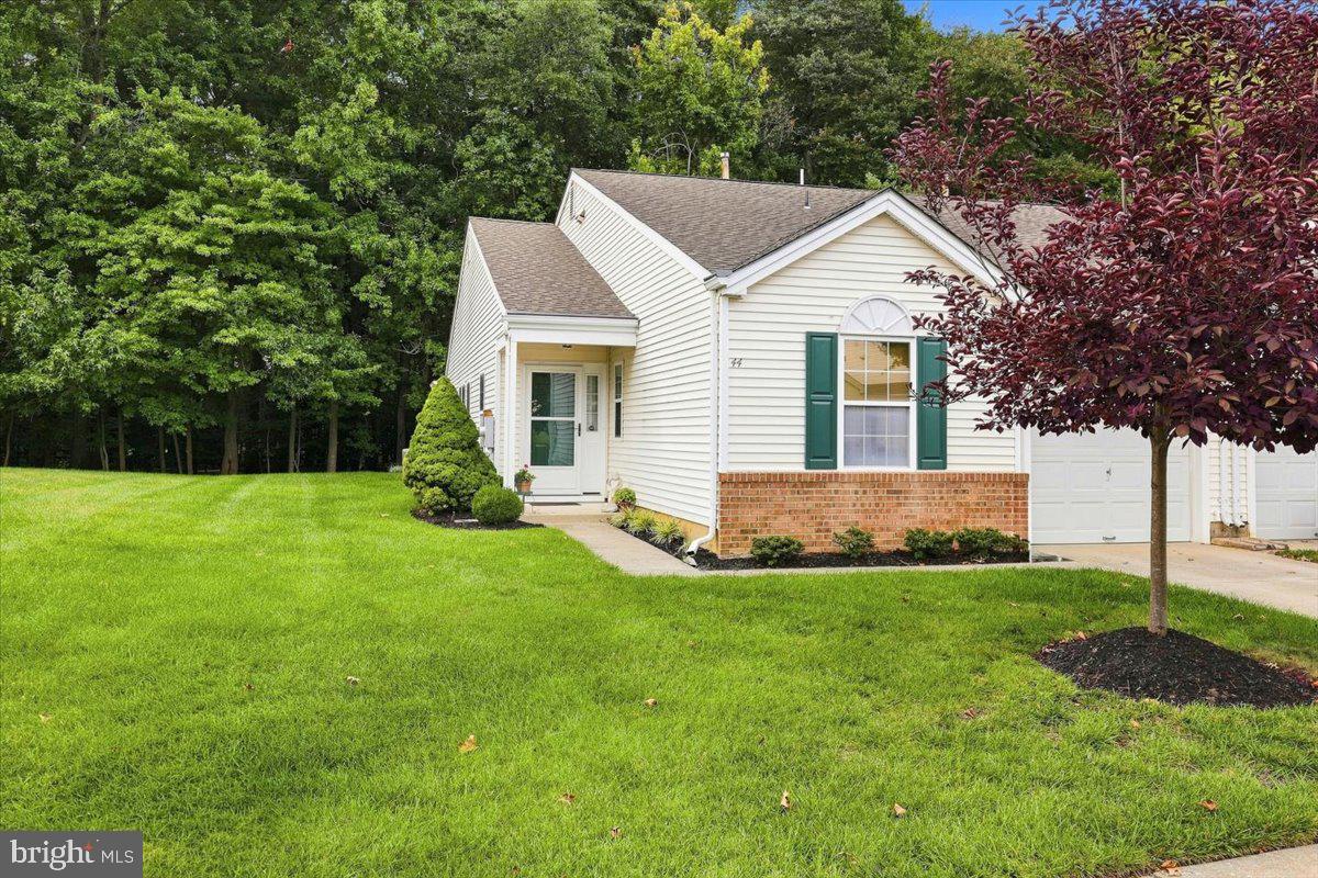 44 PEPPERGRASS DRIVE N