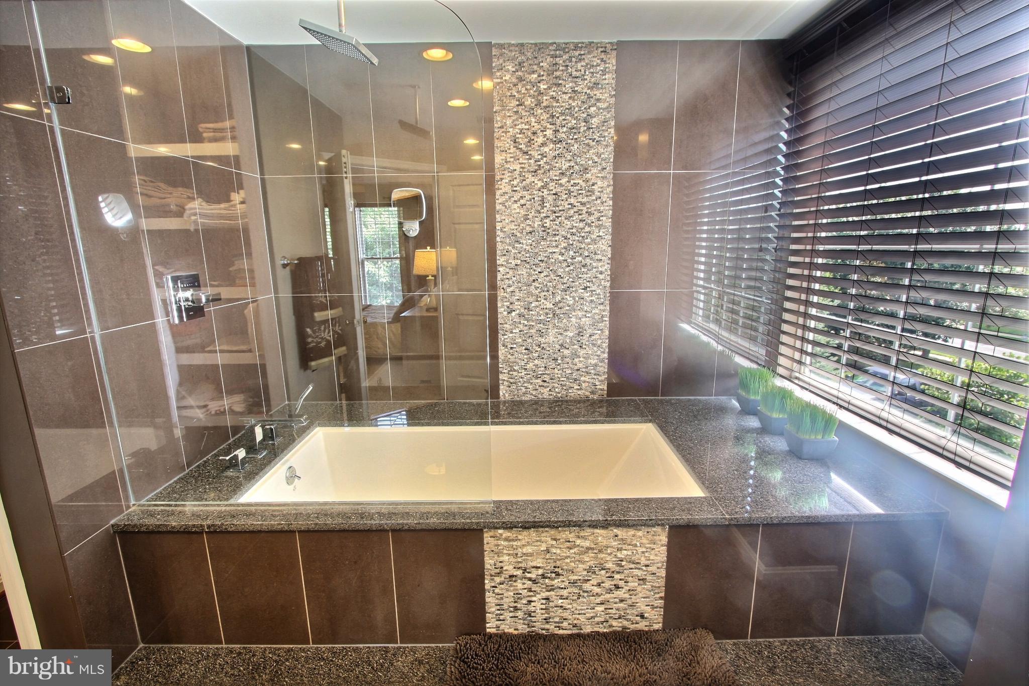 CLOPPERS MILL WEST - Residential