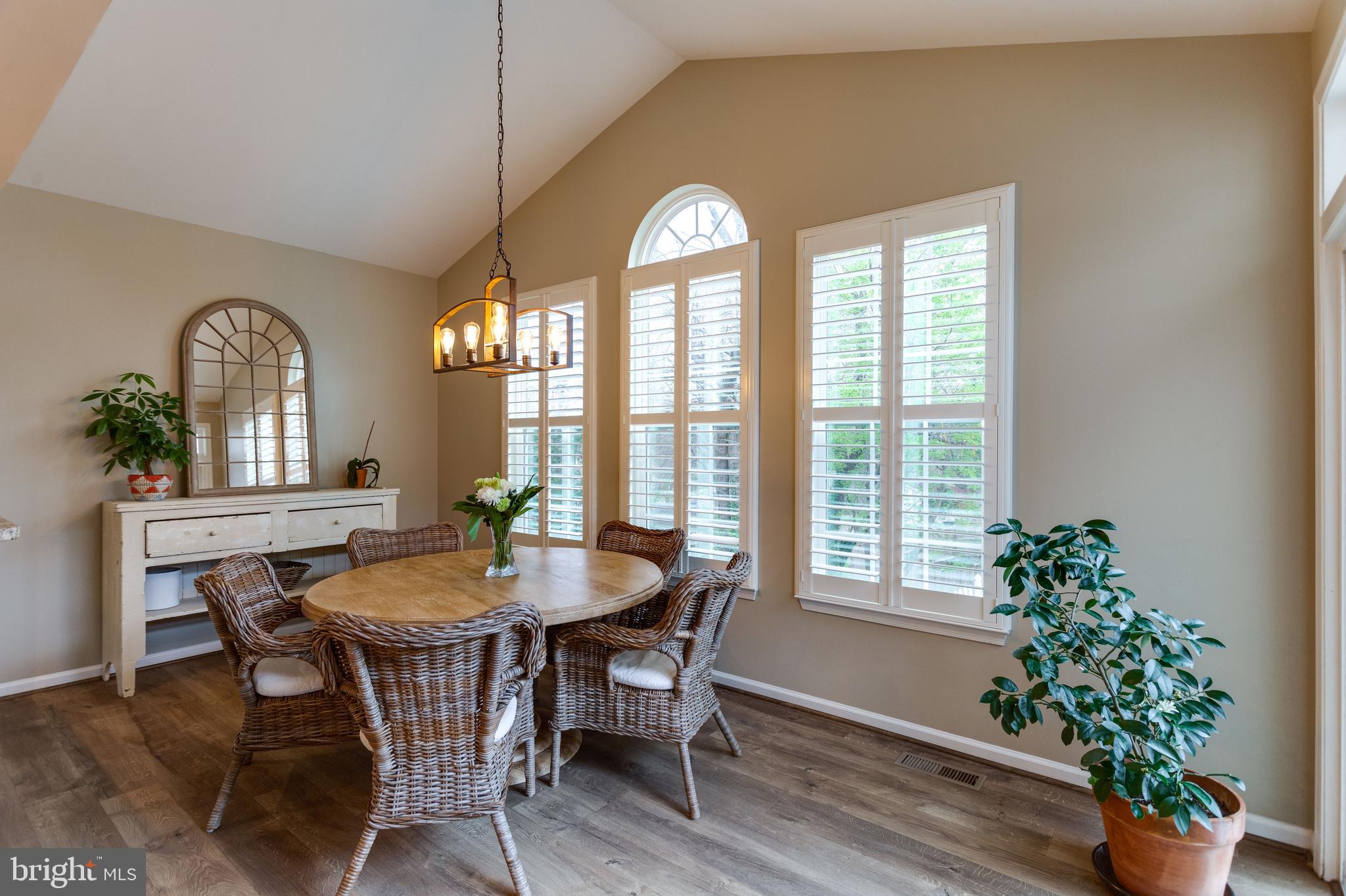 SUN UP - Residential