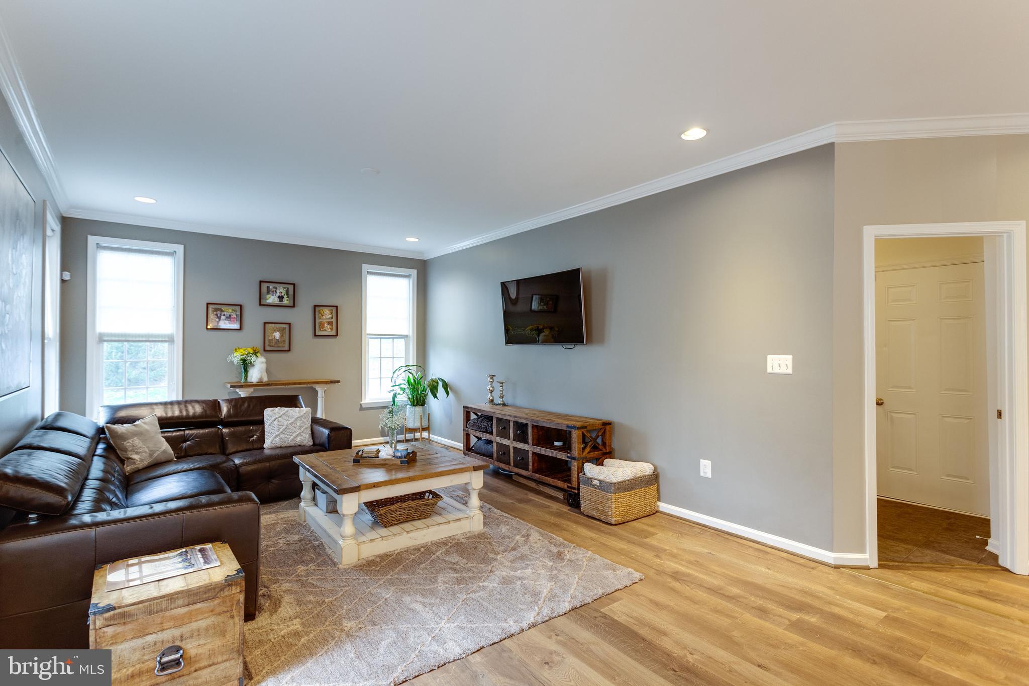 SUN UP - Residential