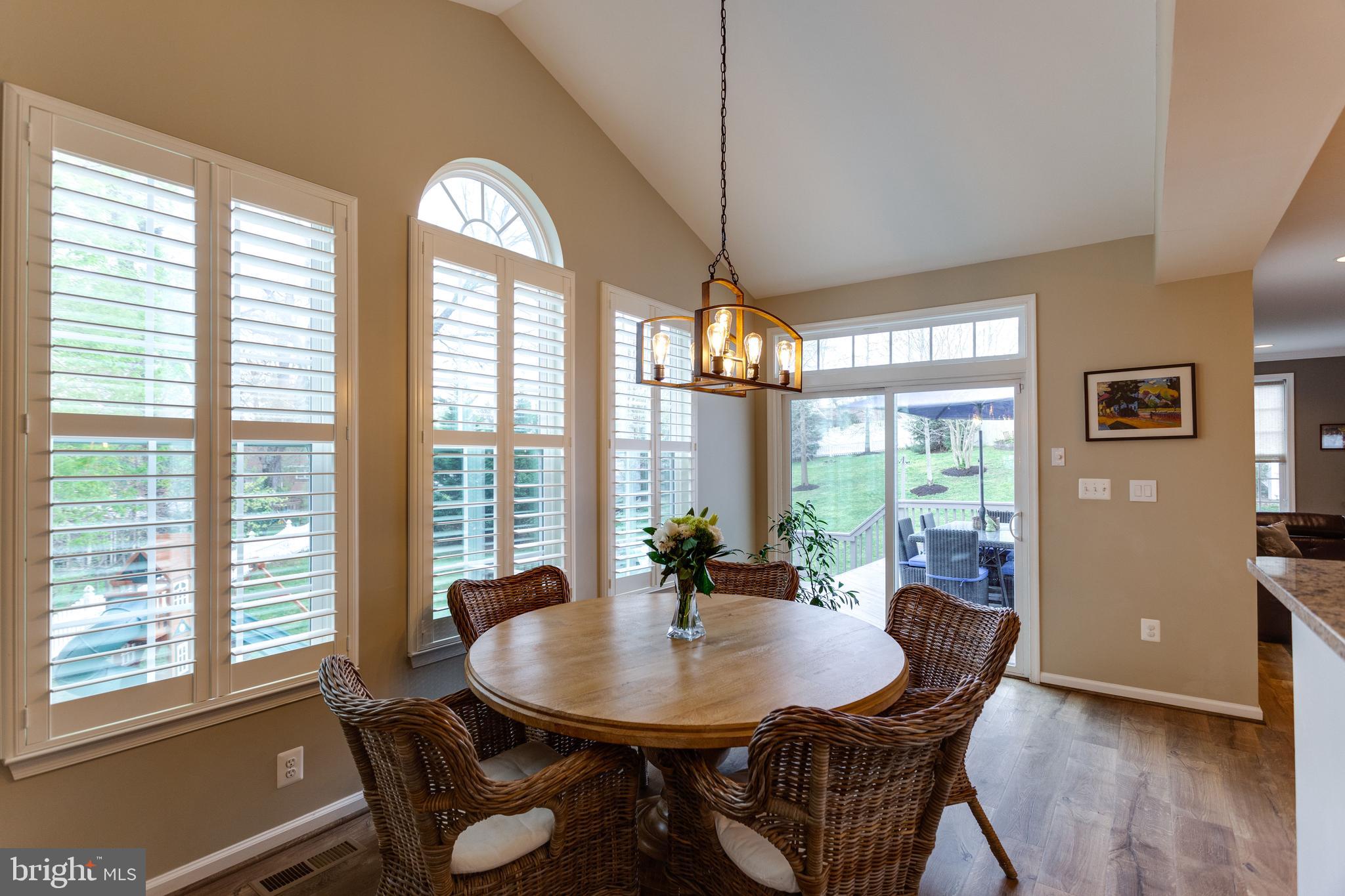 SUN UP - Residential