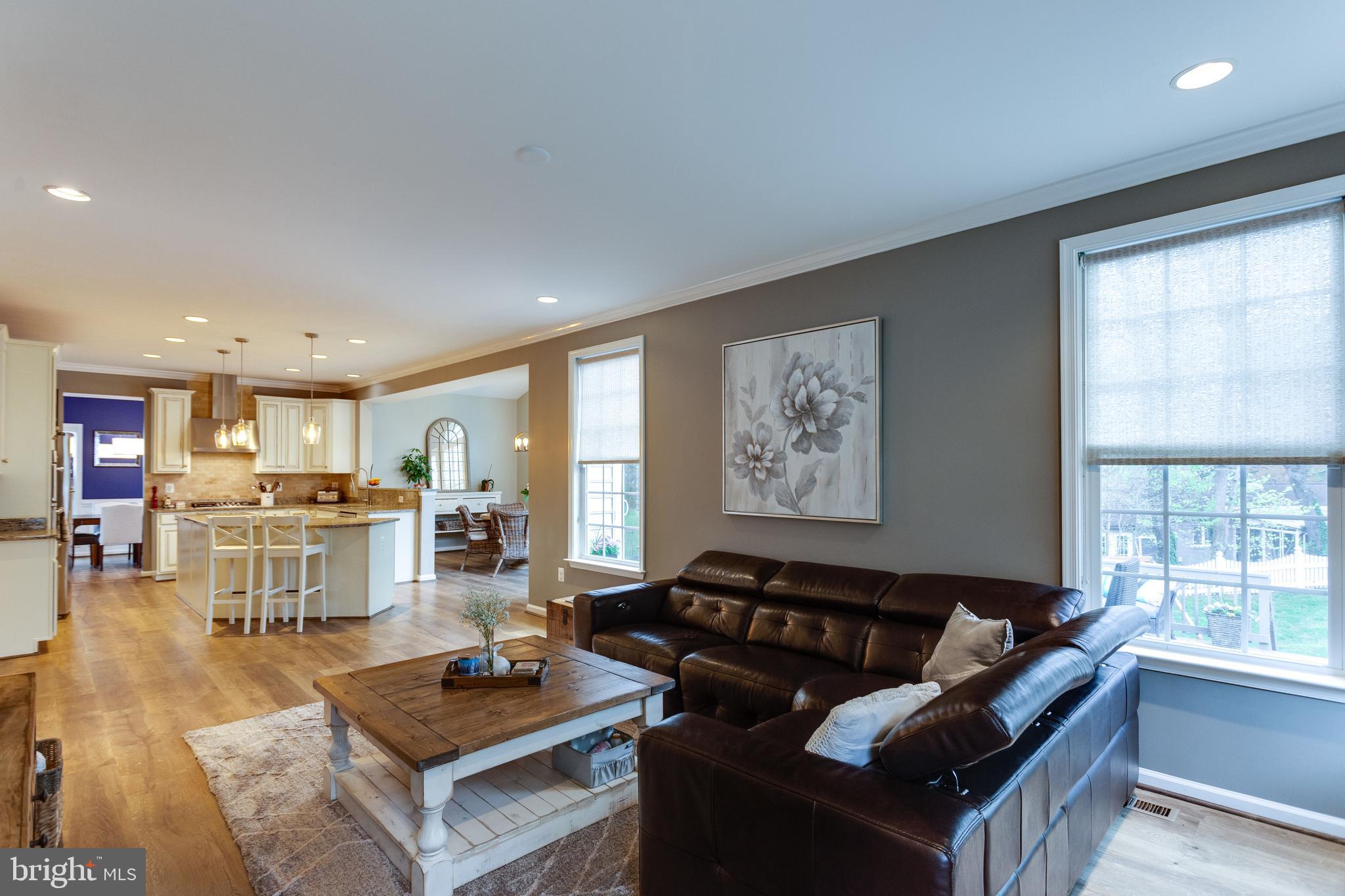 SUN UP - Residential