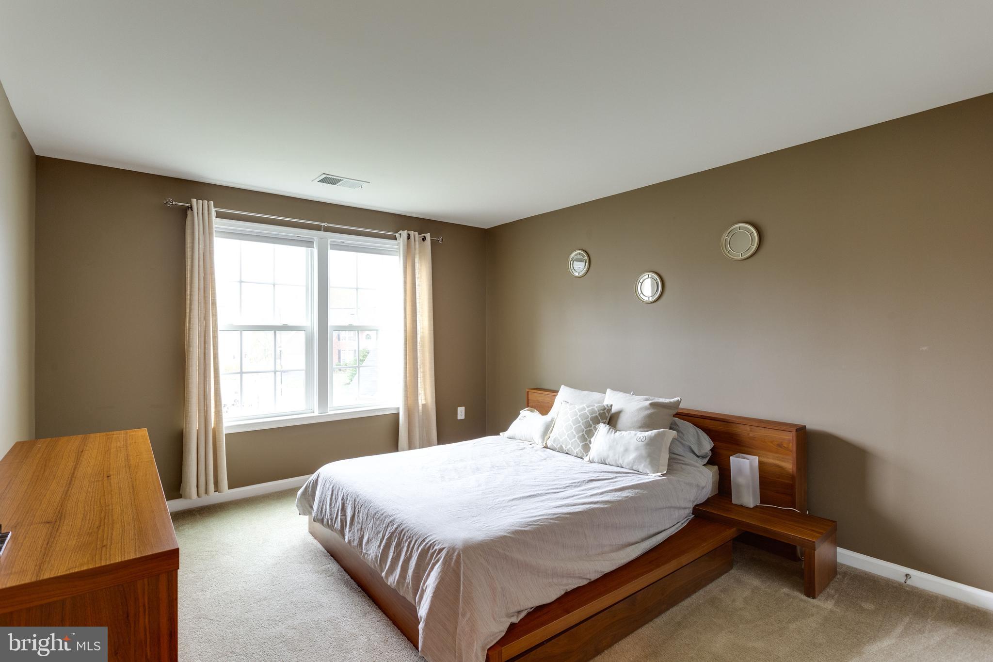 SUN UP - Residential