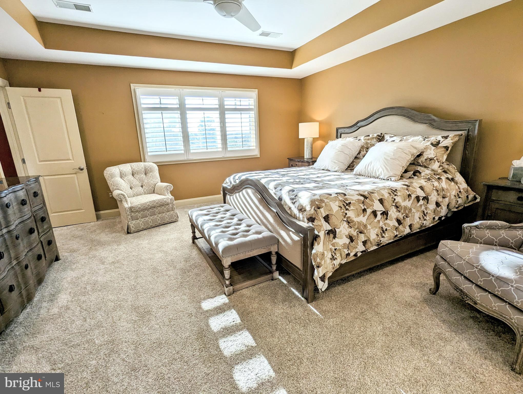 NARROWS POINTE - Residential