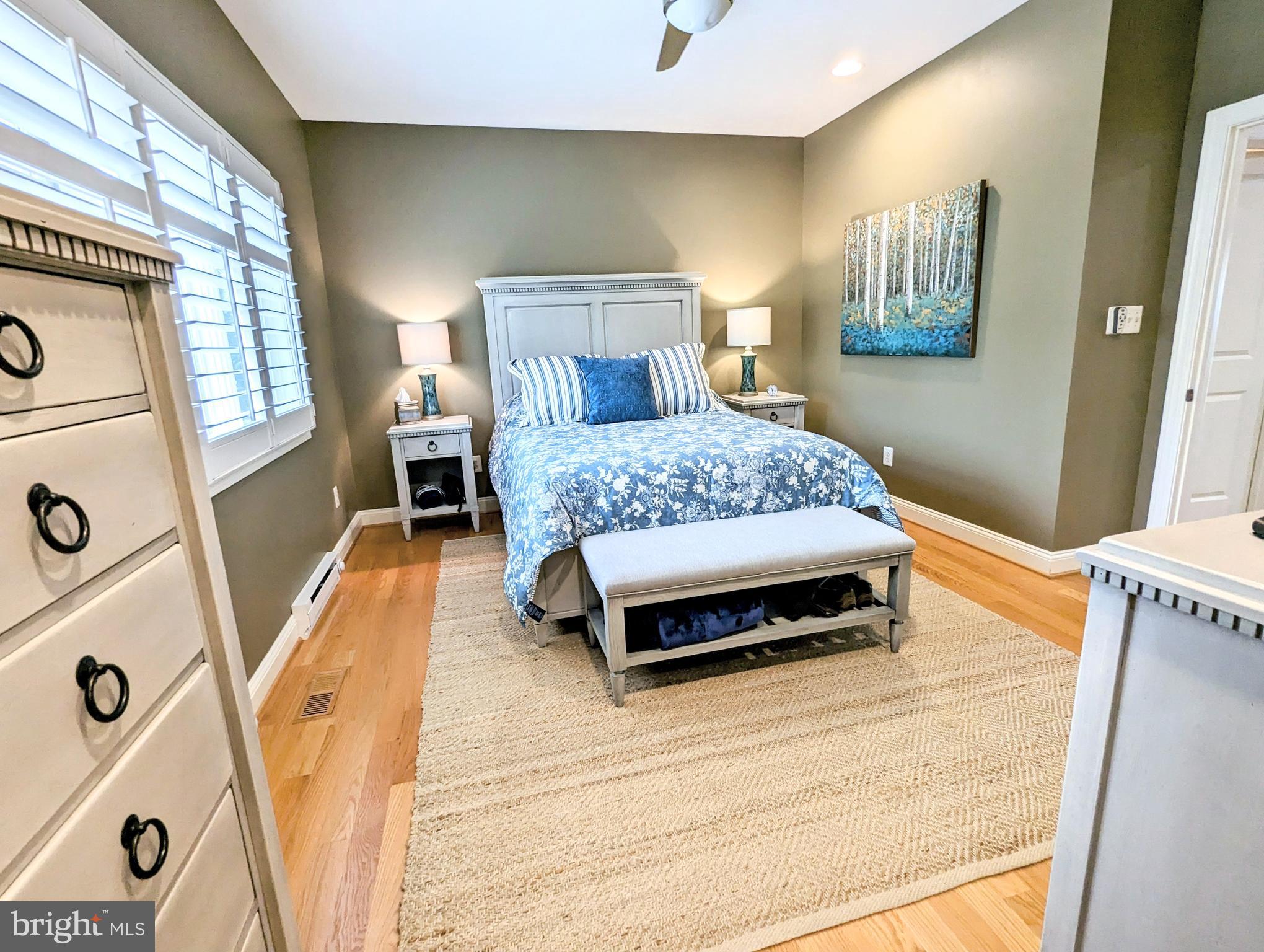 NARROWS POINTE - Residential