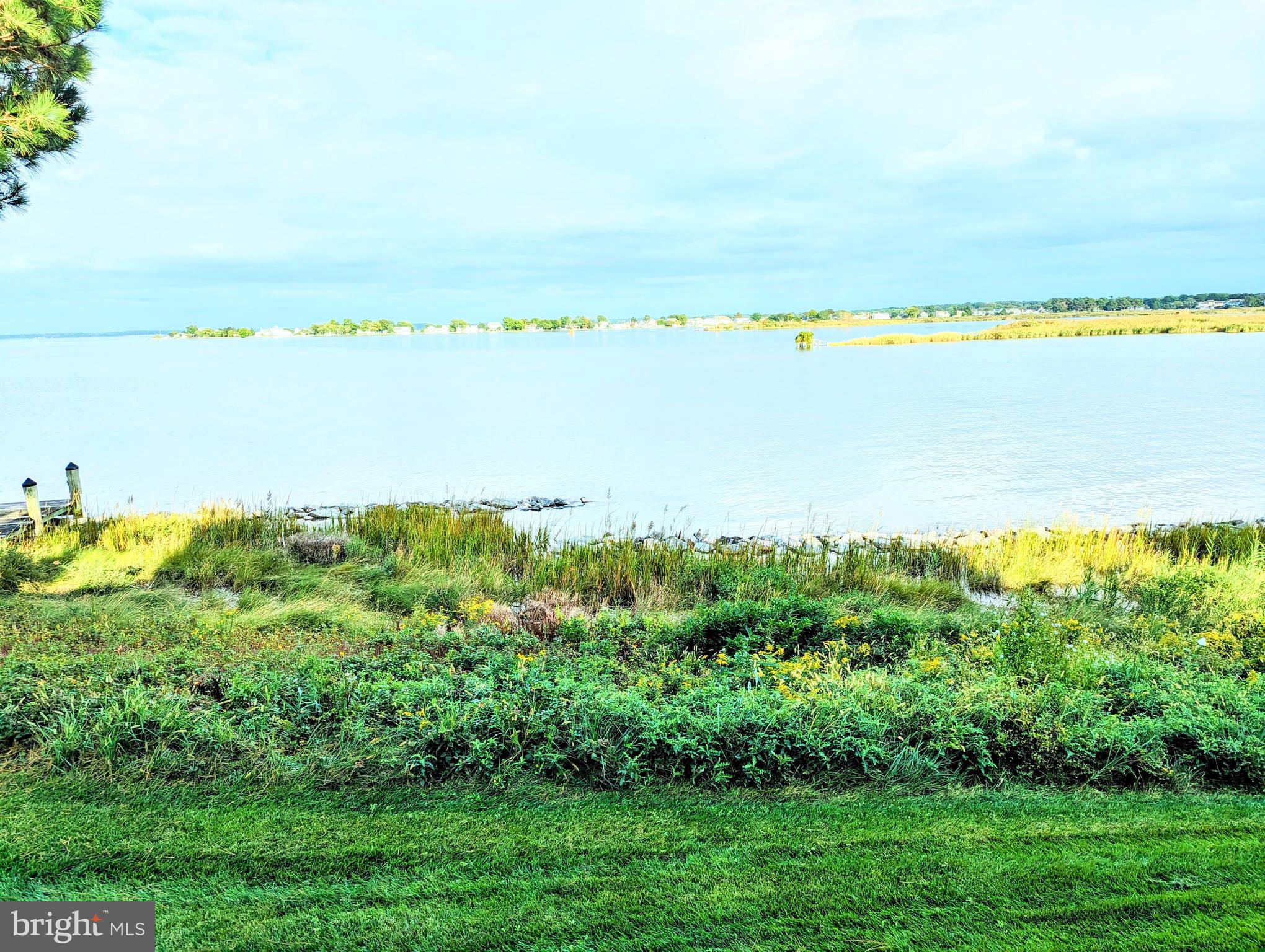 NARROWS POINTE - Residential