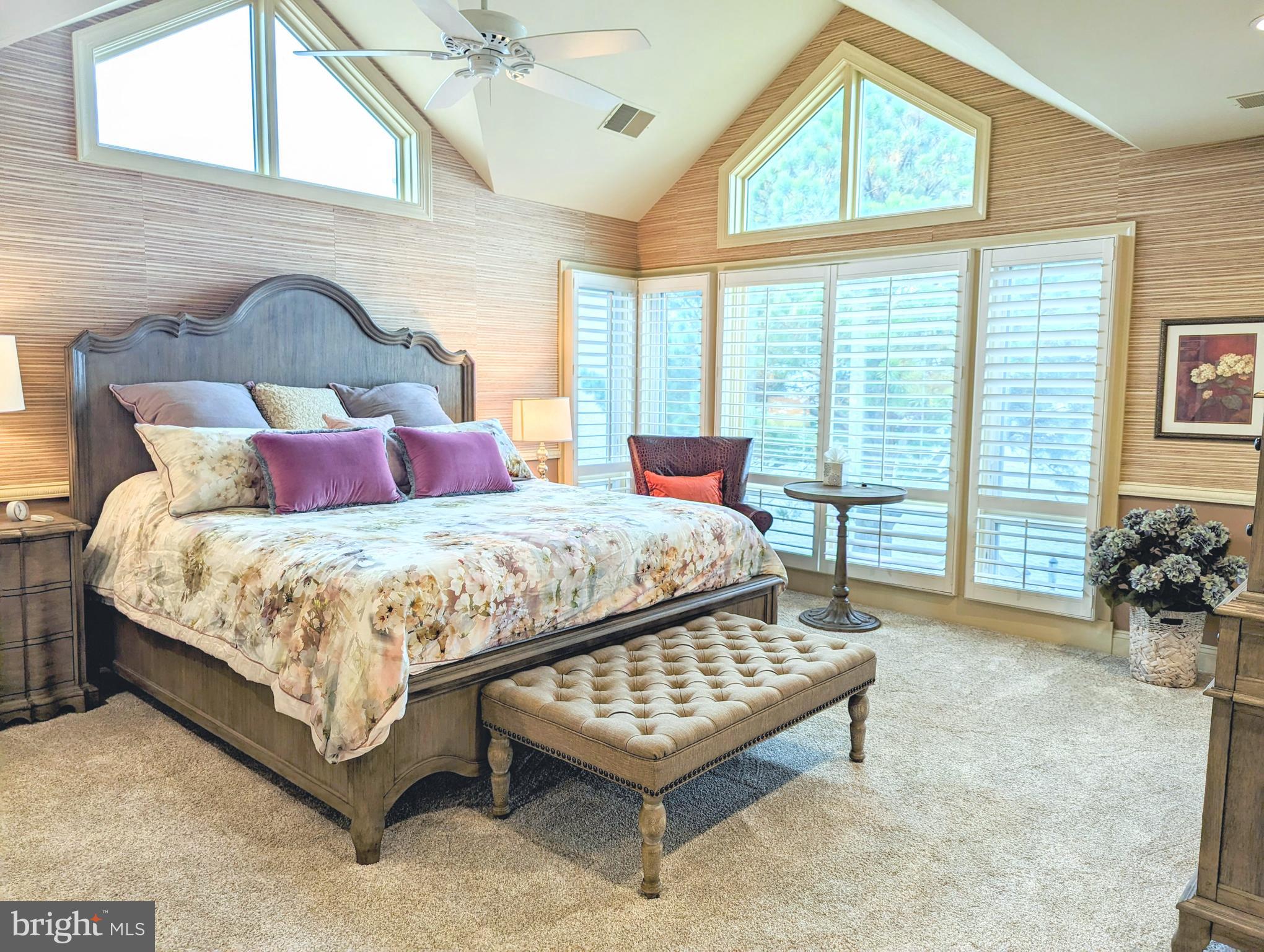 NARROWS POINTE - Residential