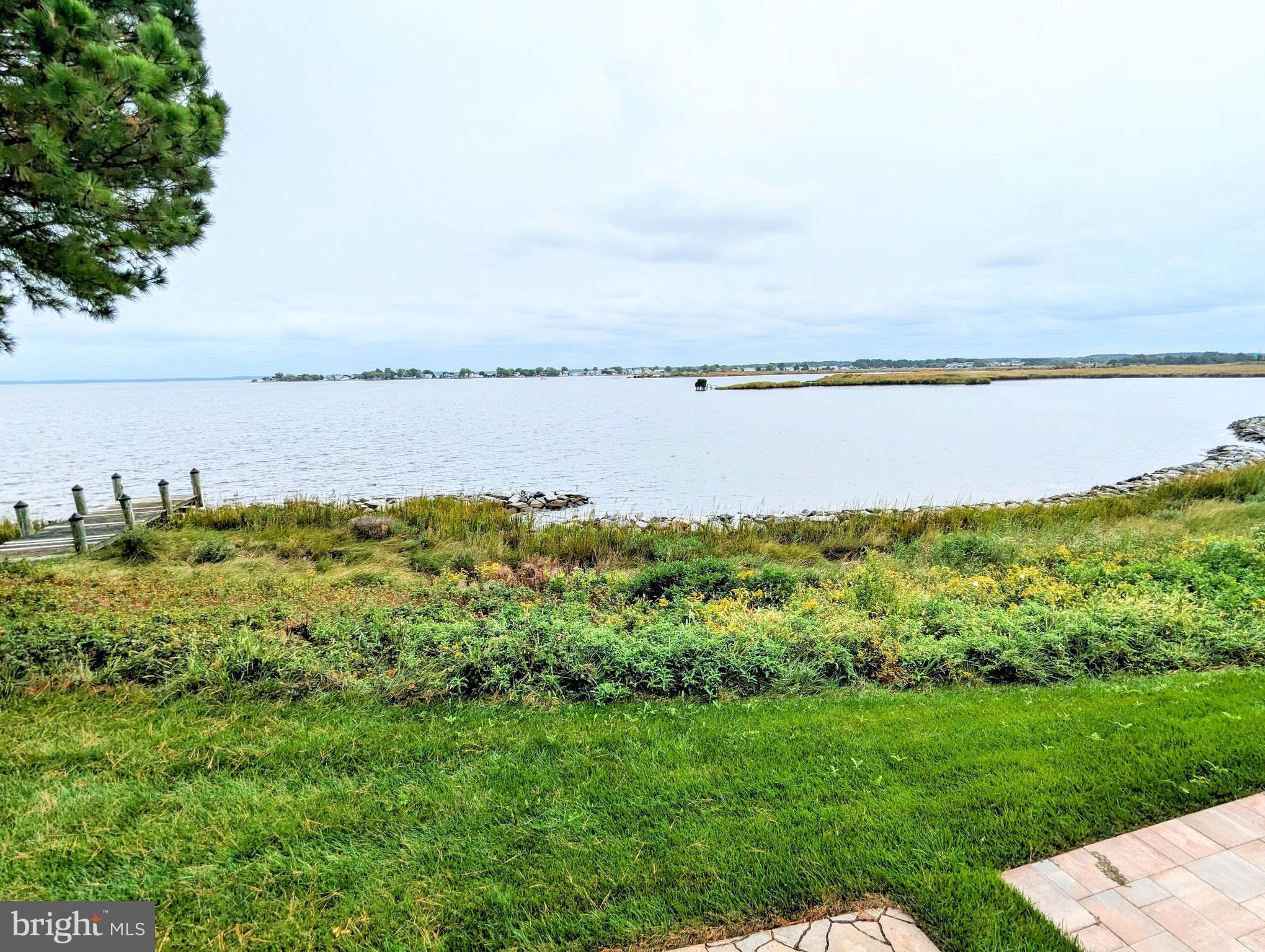 NARROWS POINTE - Residential