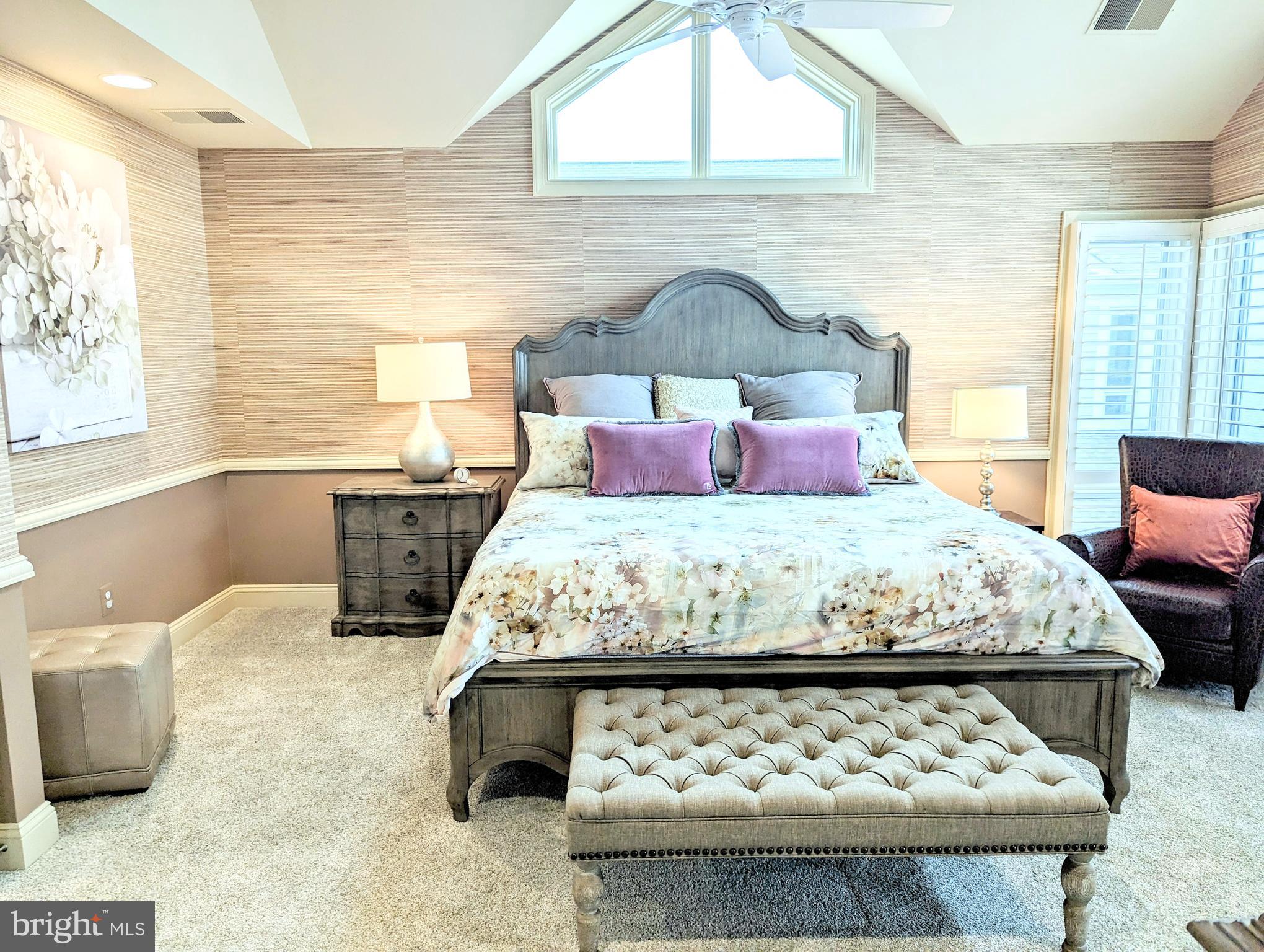 NARROWS POINTE - Residential