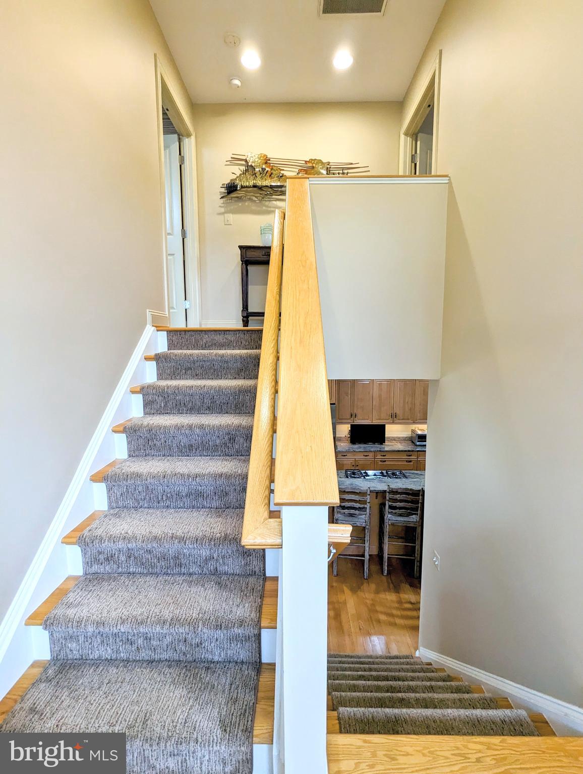 NARROWS POINTE - Residential