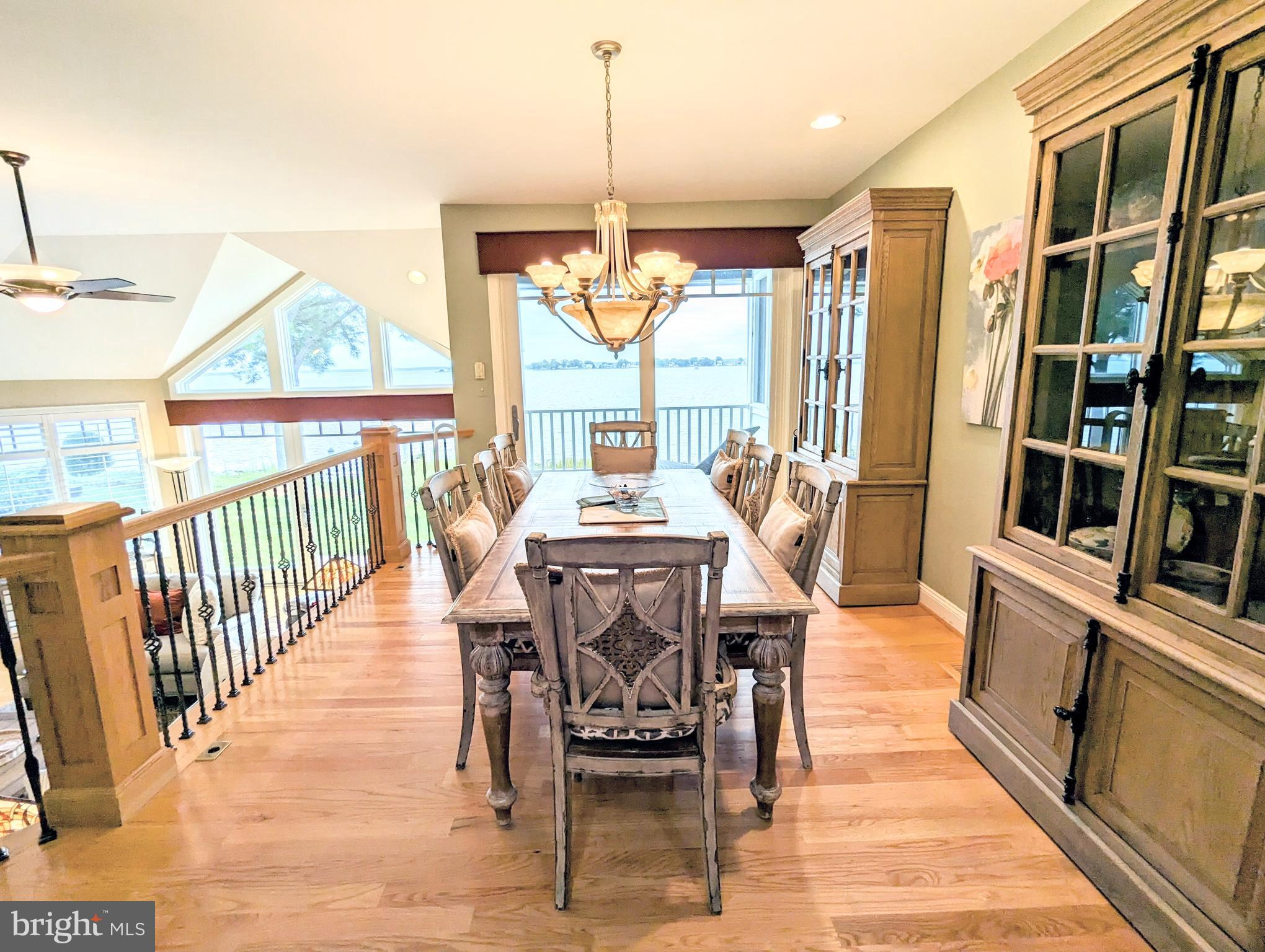 NARROWS POINTE - Residential