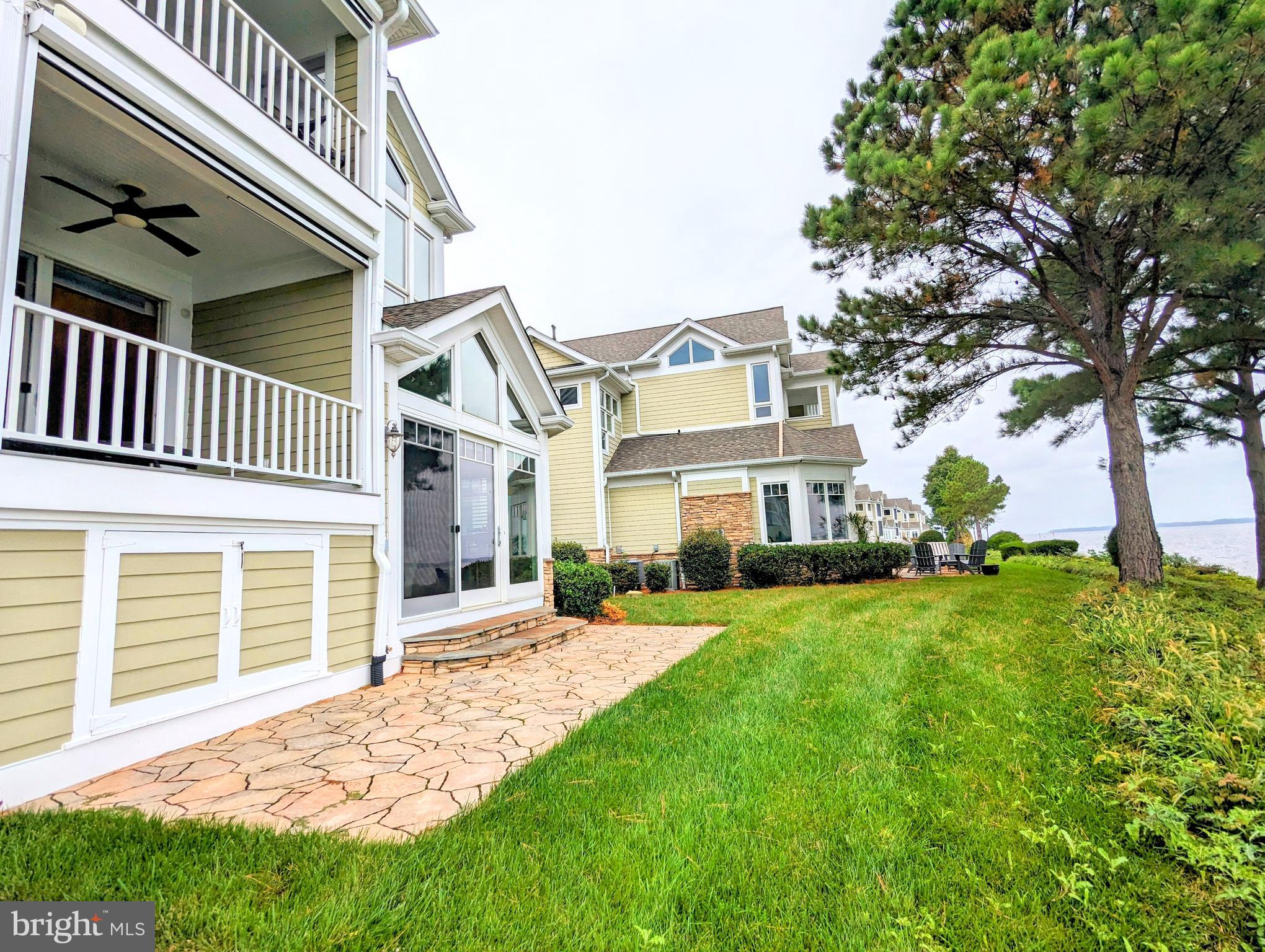 NARROWS POINTE - Residential