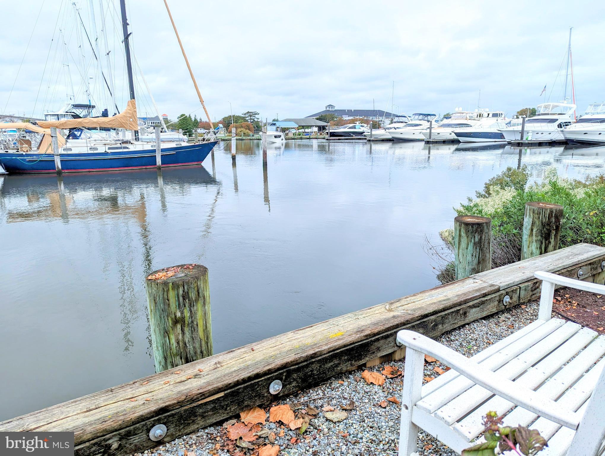 NARROWS POINTE - Residential