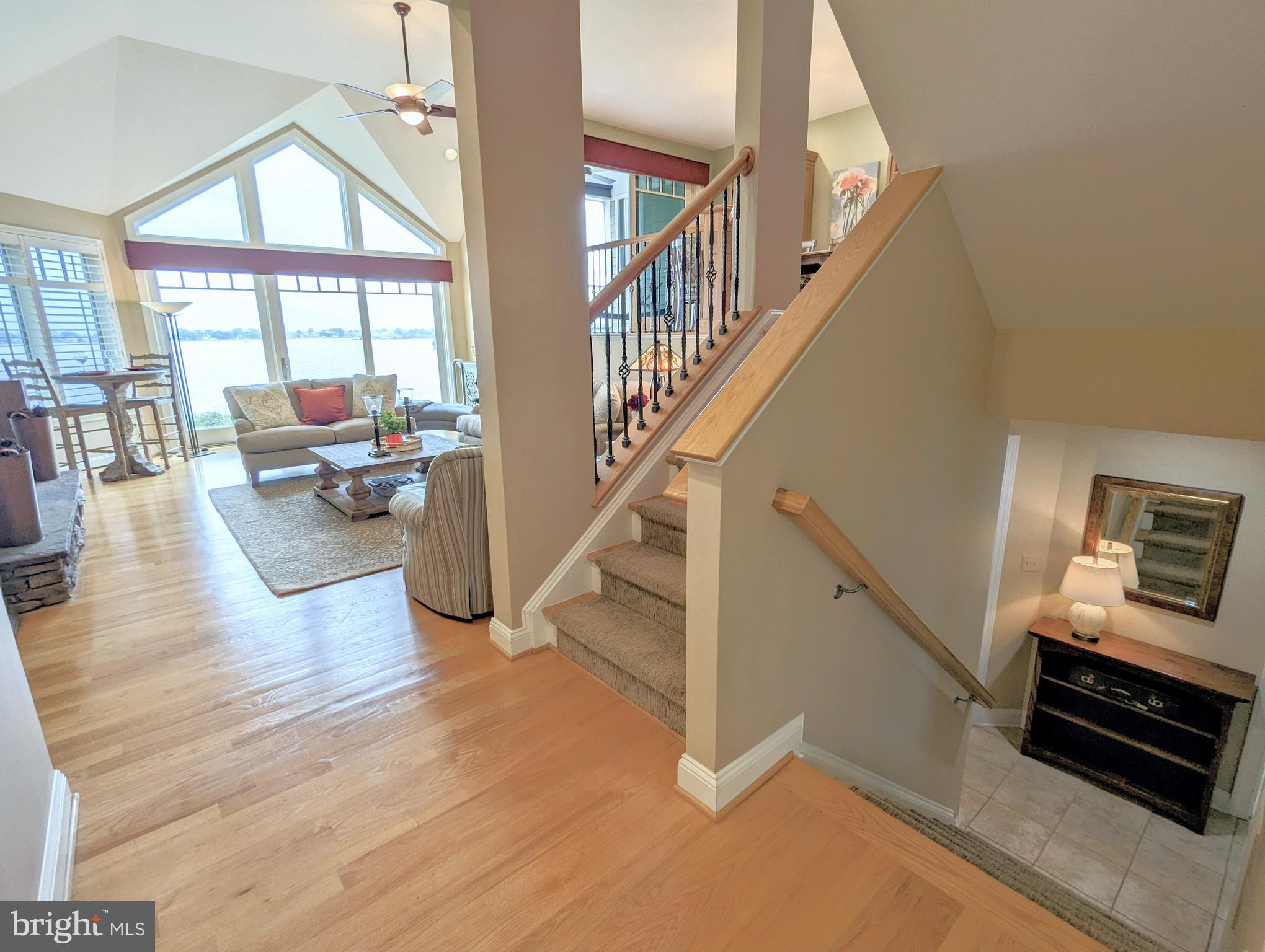 NARROWS POINTE - Residential