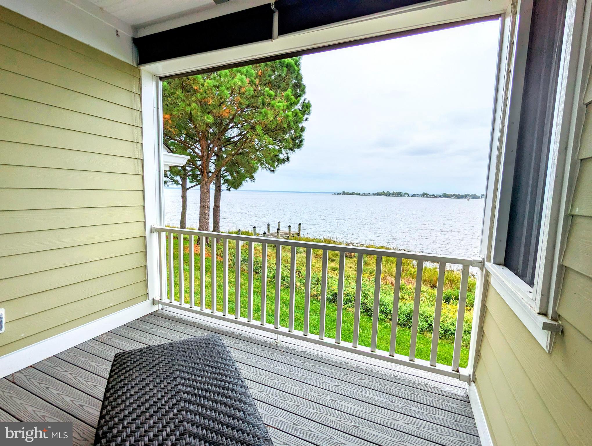 NARROWS POINTE - Residential