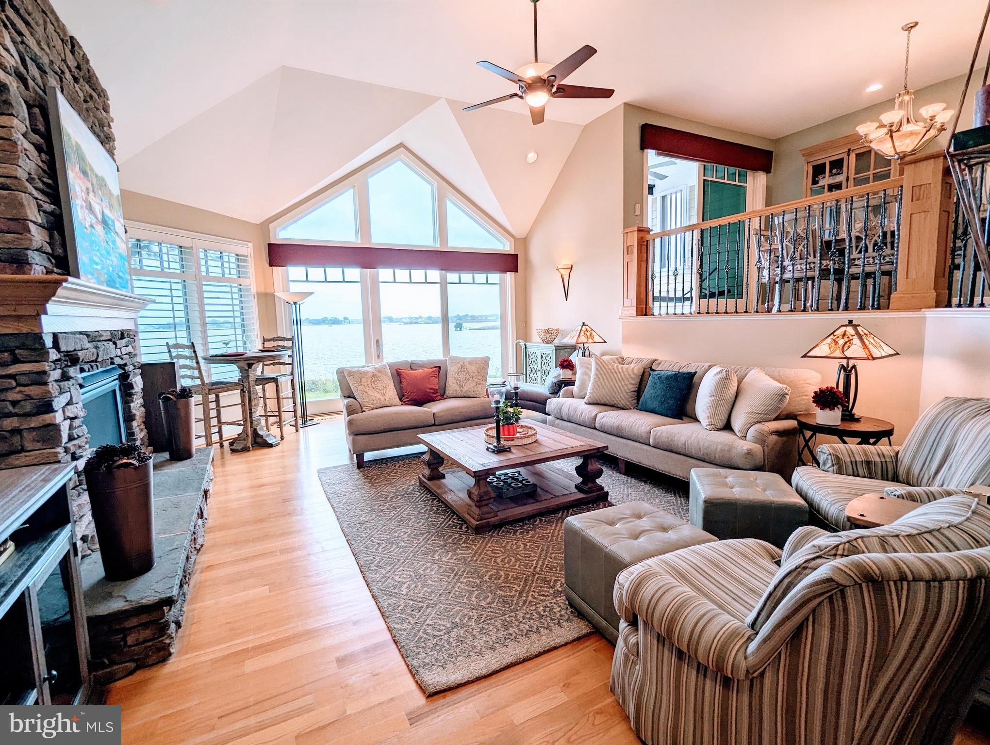 NARROWS POINTE - Residential