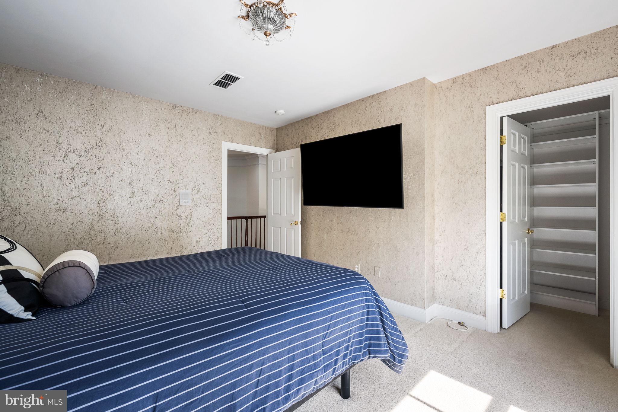 NORBECK FARM - Residential