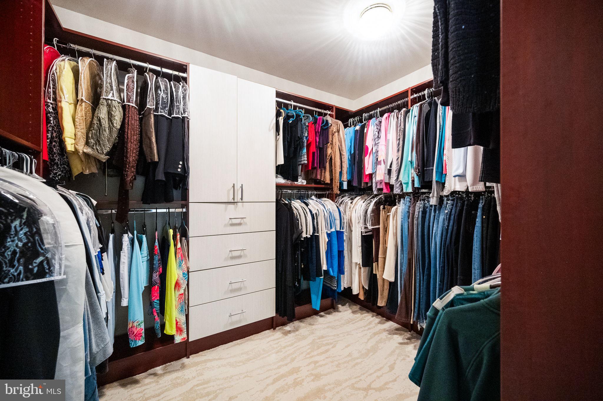 NORBECK FARM - Residential