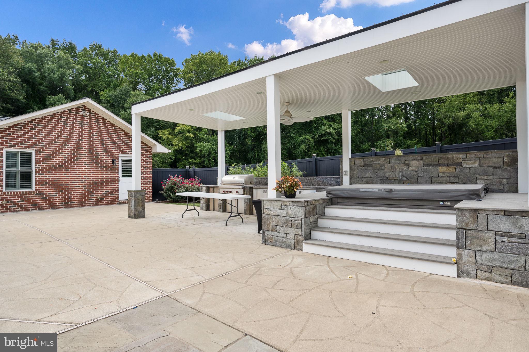 NORBECK FARM - Residential