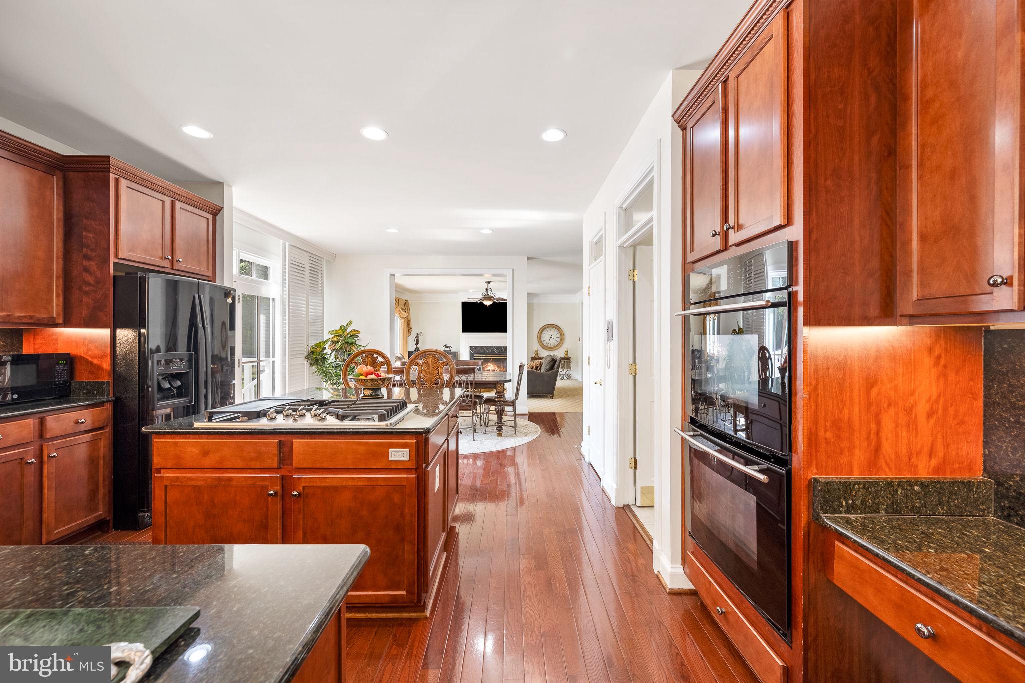 NORBECK FARM - Residential