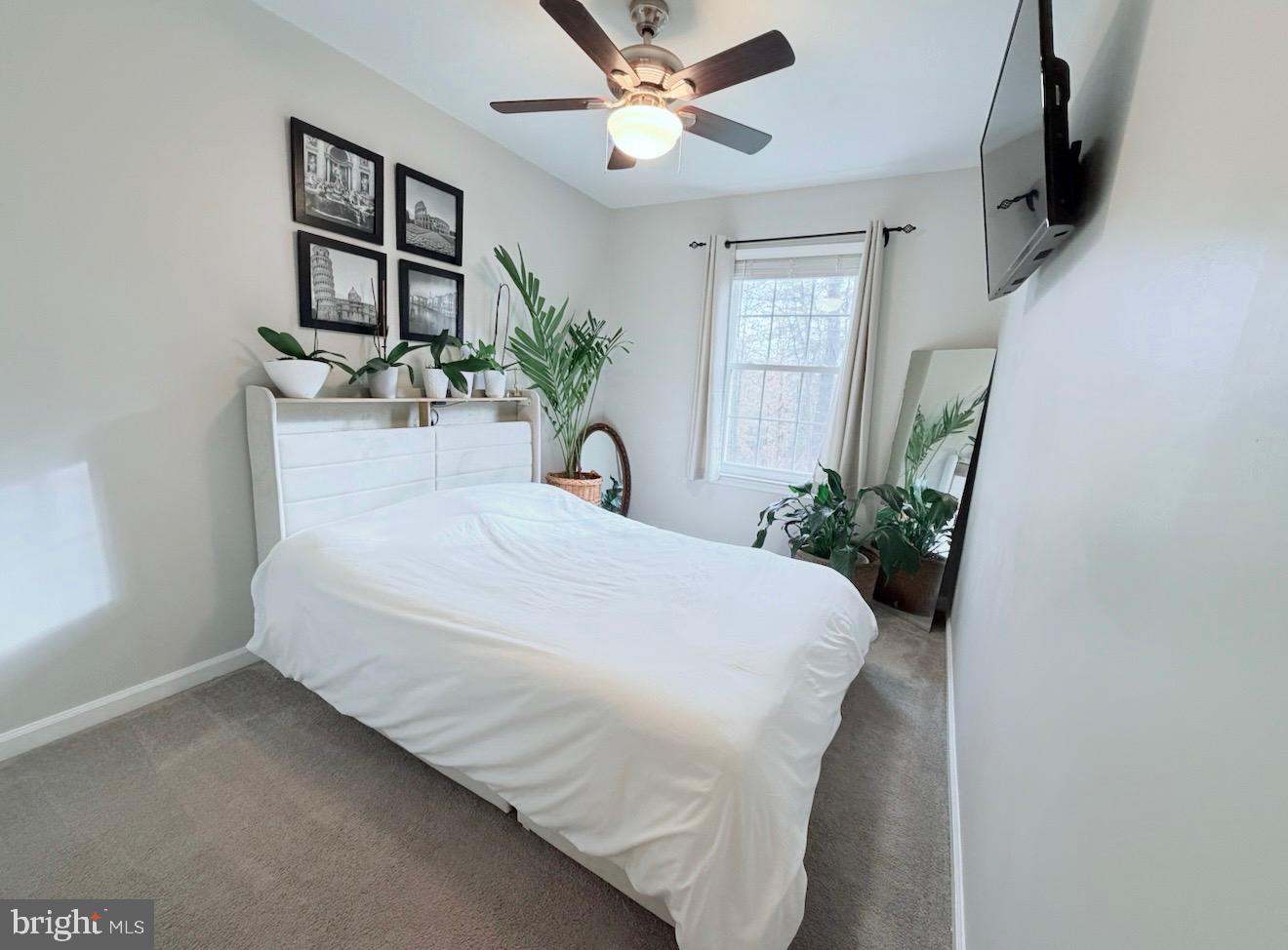 LOGAN WOODS - Residential