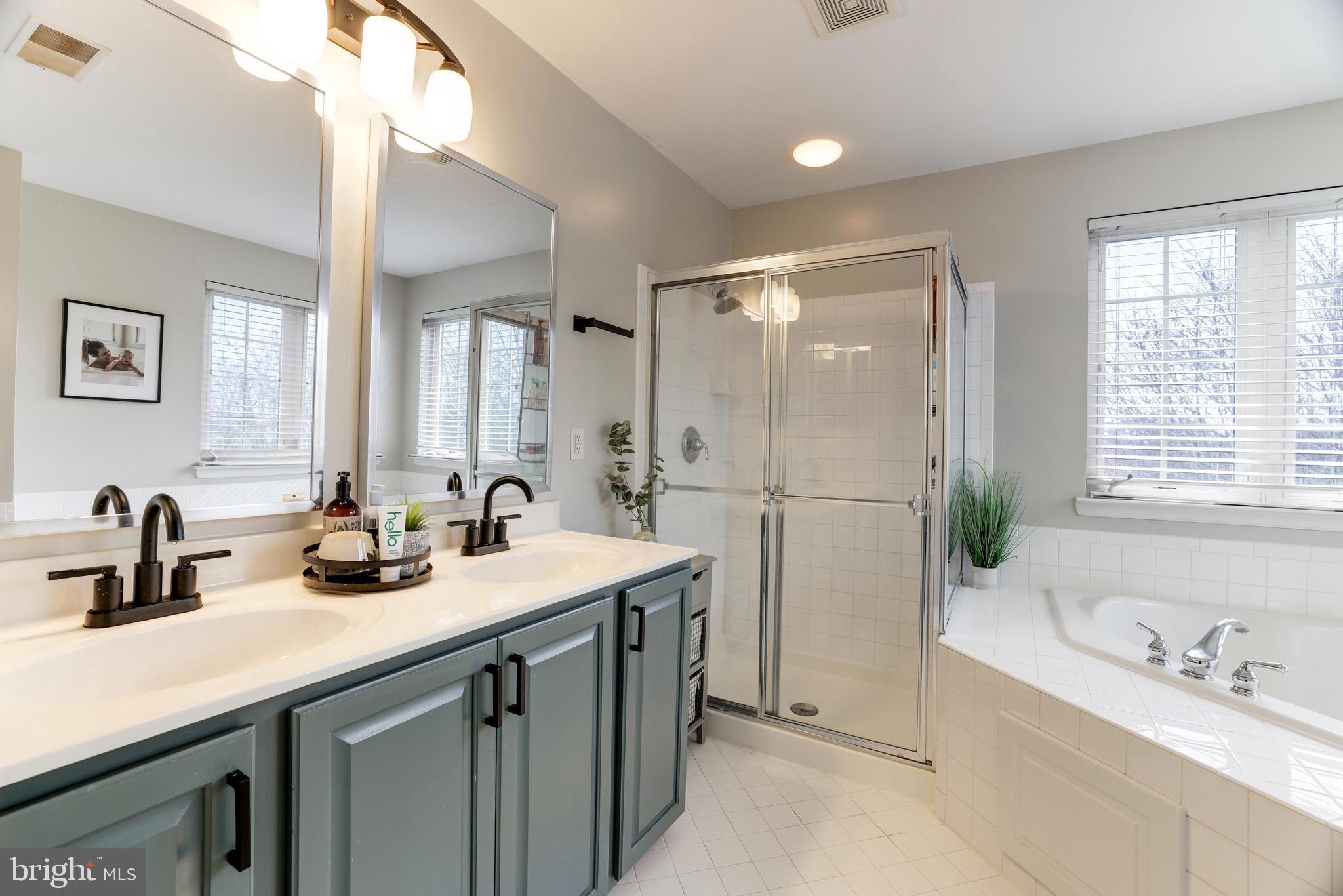 EDWARDS LANDING - Residential