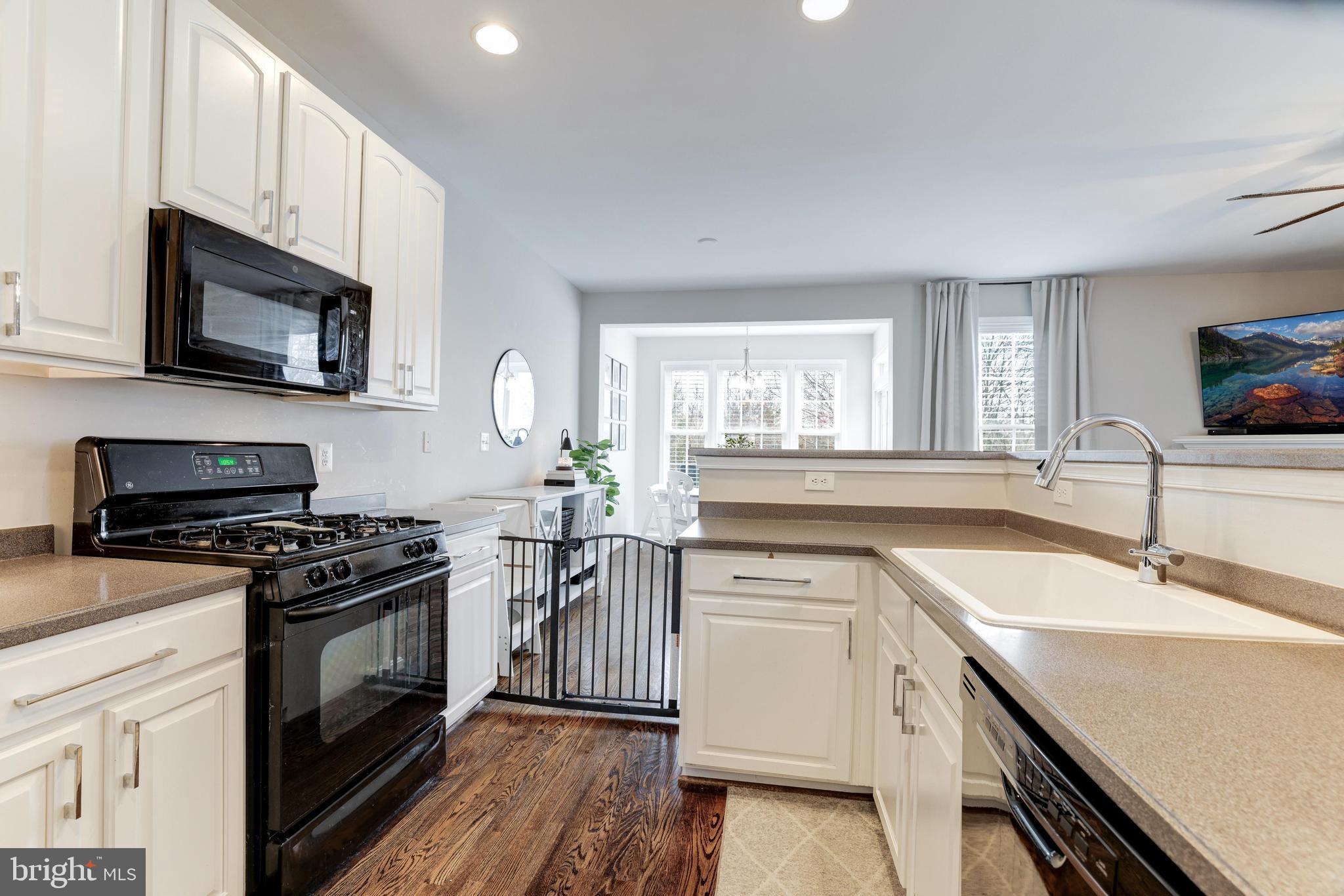EDWARDS LANDING - Residential
