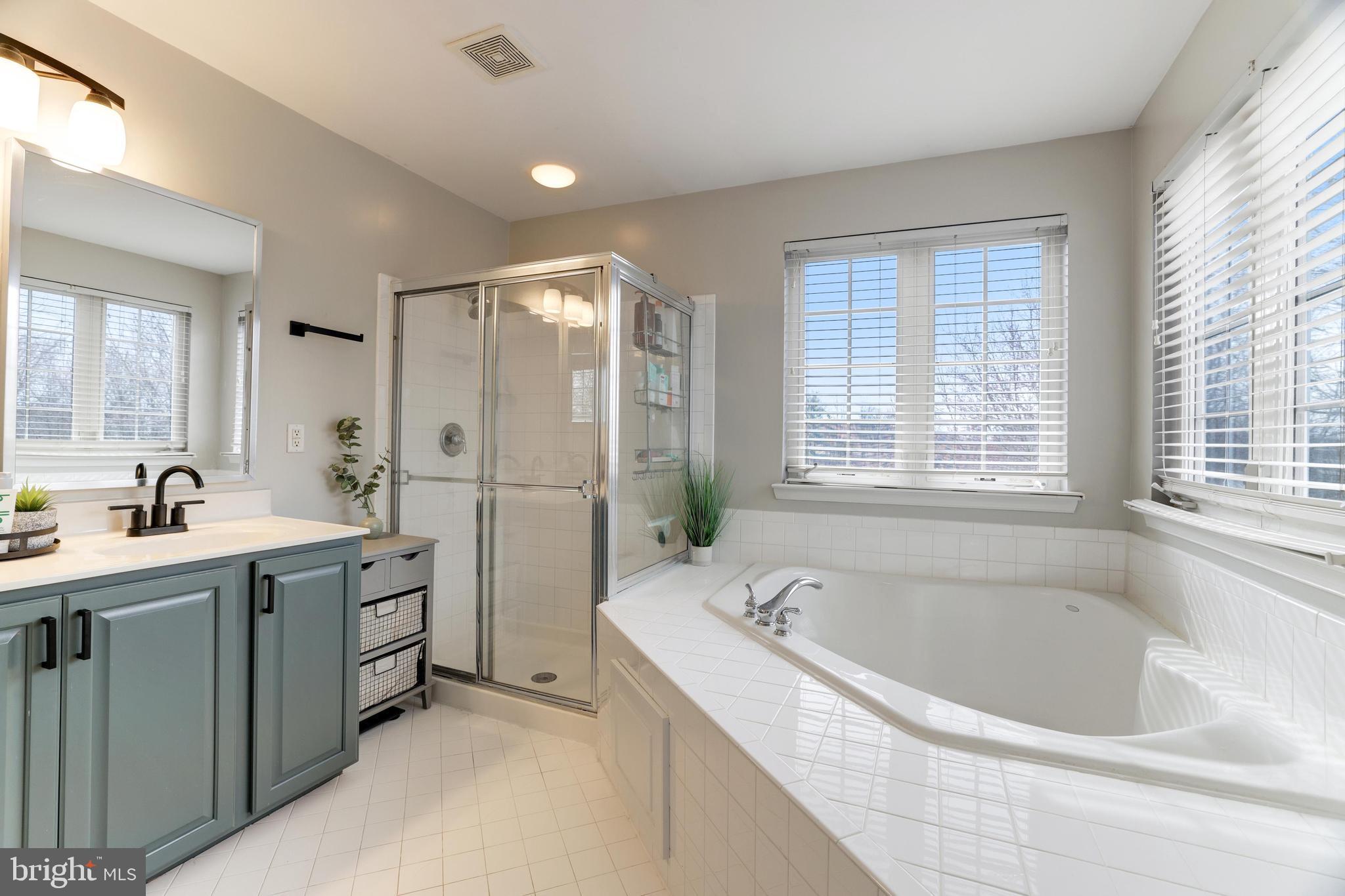 EDWARDS LANDING - Residential