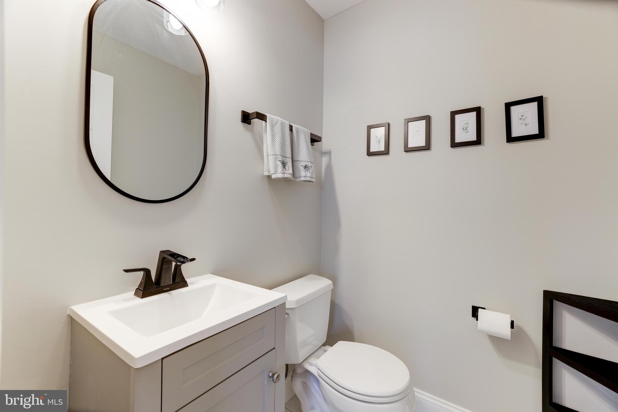 EDWARDS LANDING - Residential