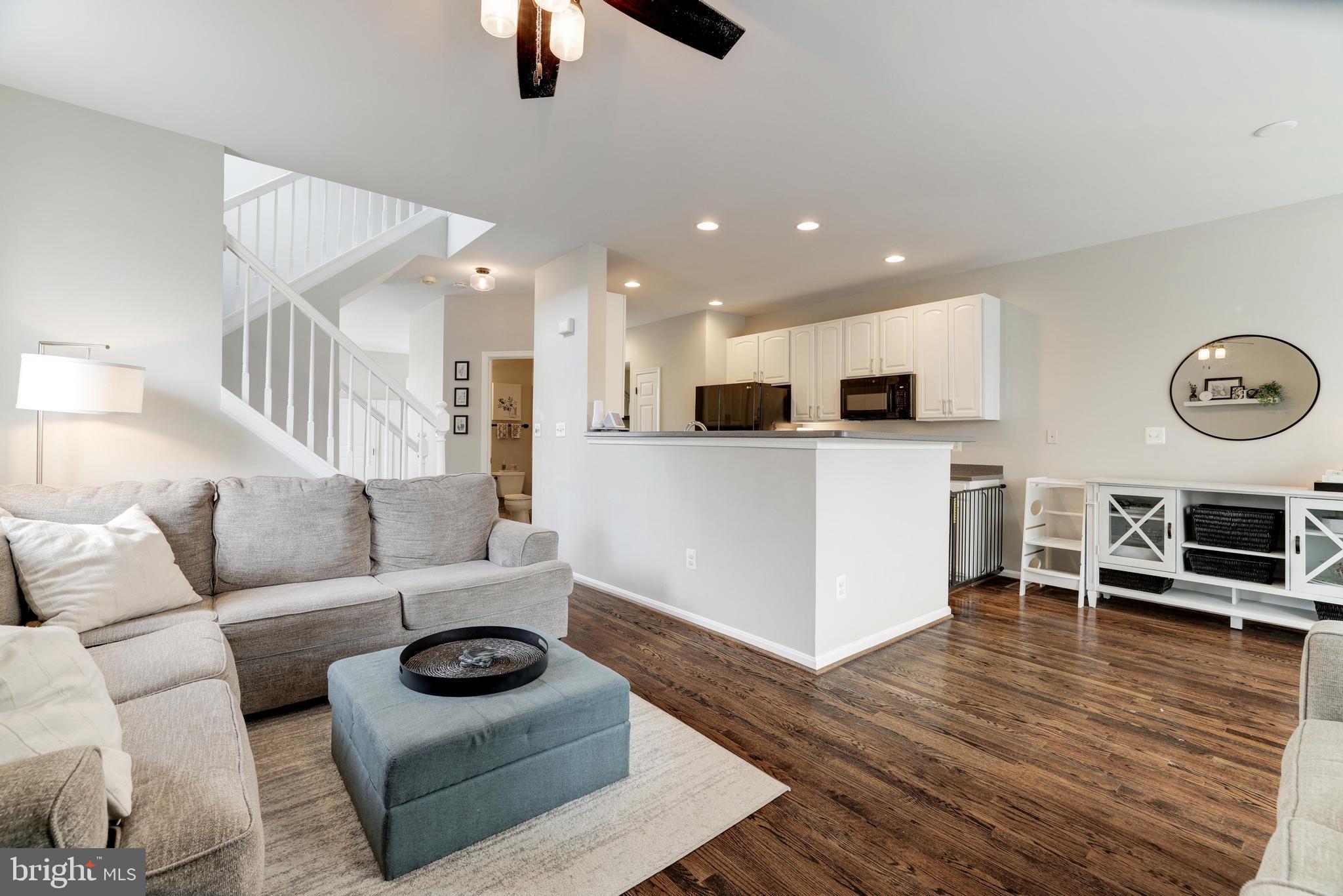 EDWARDS LANDING - Residential