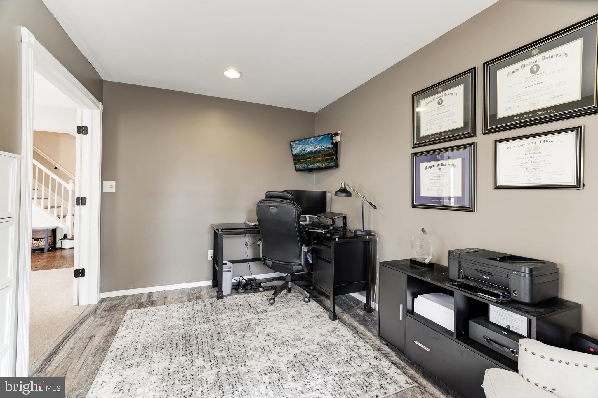 EDWARDS LANDING - Residential