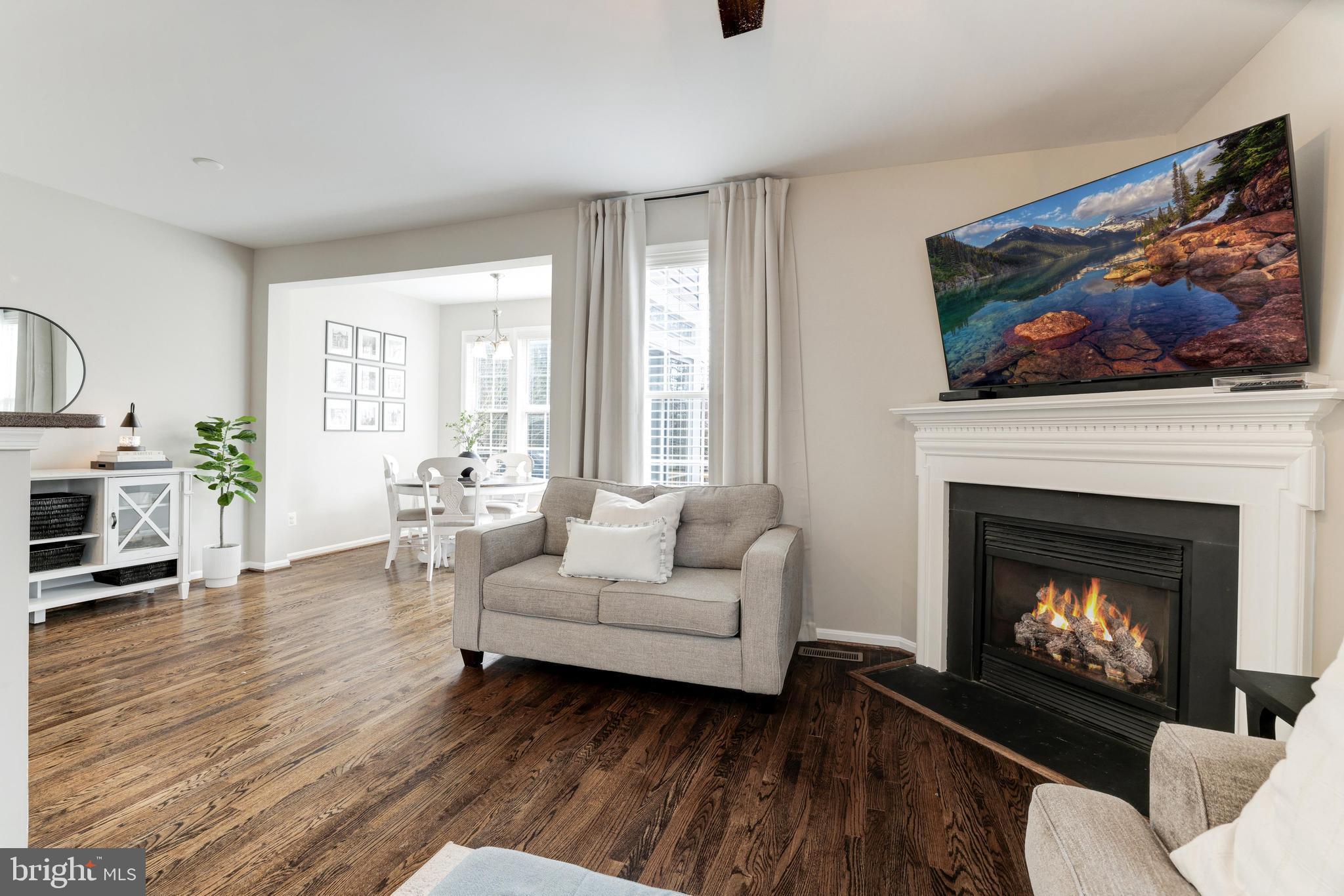EDWARDS LANDING - Residential